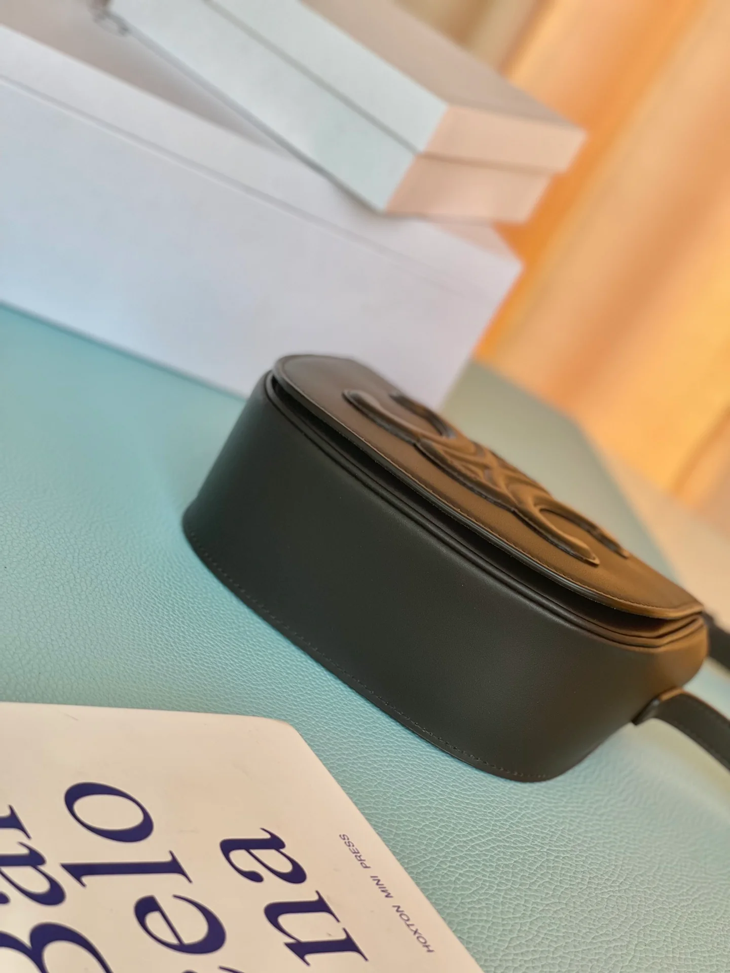 Celine-folco-cuir-triomphe-сумочка-4