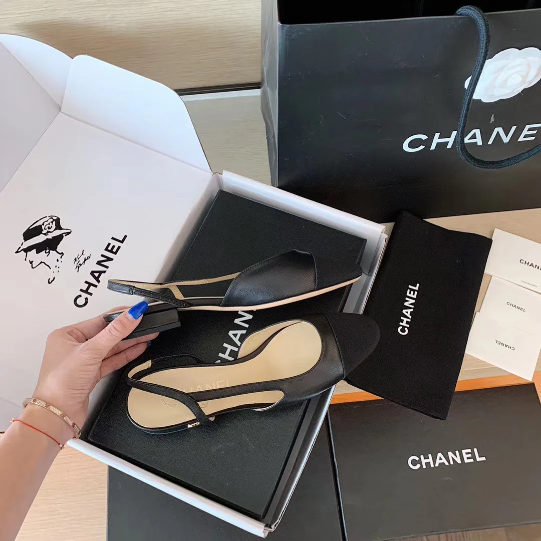 Классические сандалии Chanel - балетки - черные