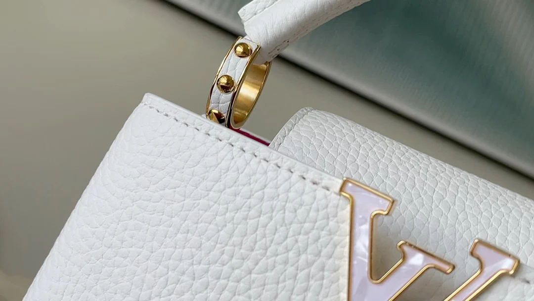 m22121-LV-Taurilon Leather-Capucines Handbag-White Wavy Bottom-Mini