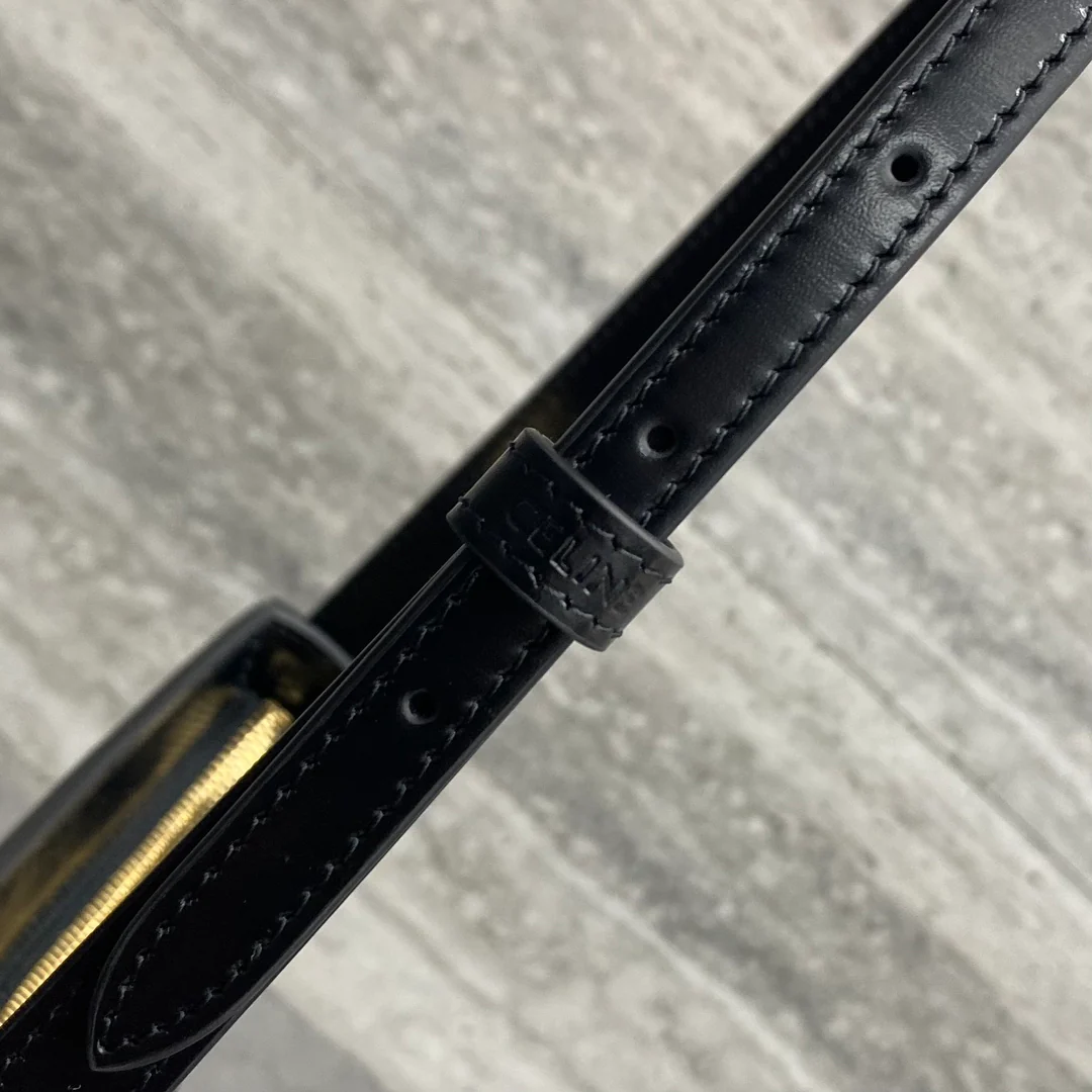 Сумка Celine Tillt - черная (подмышечная сумка)