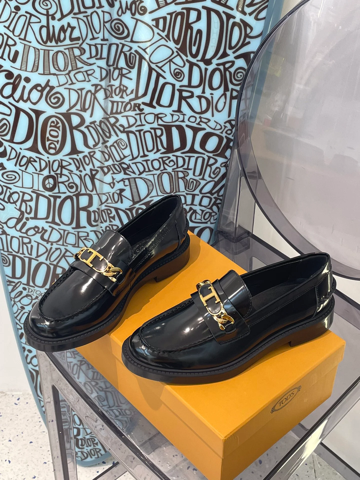 Лоферы Tods-td с пряжкой