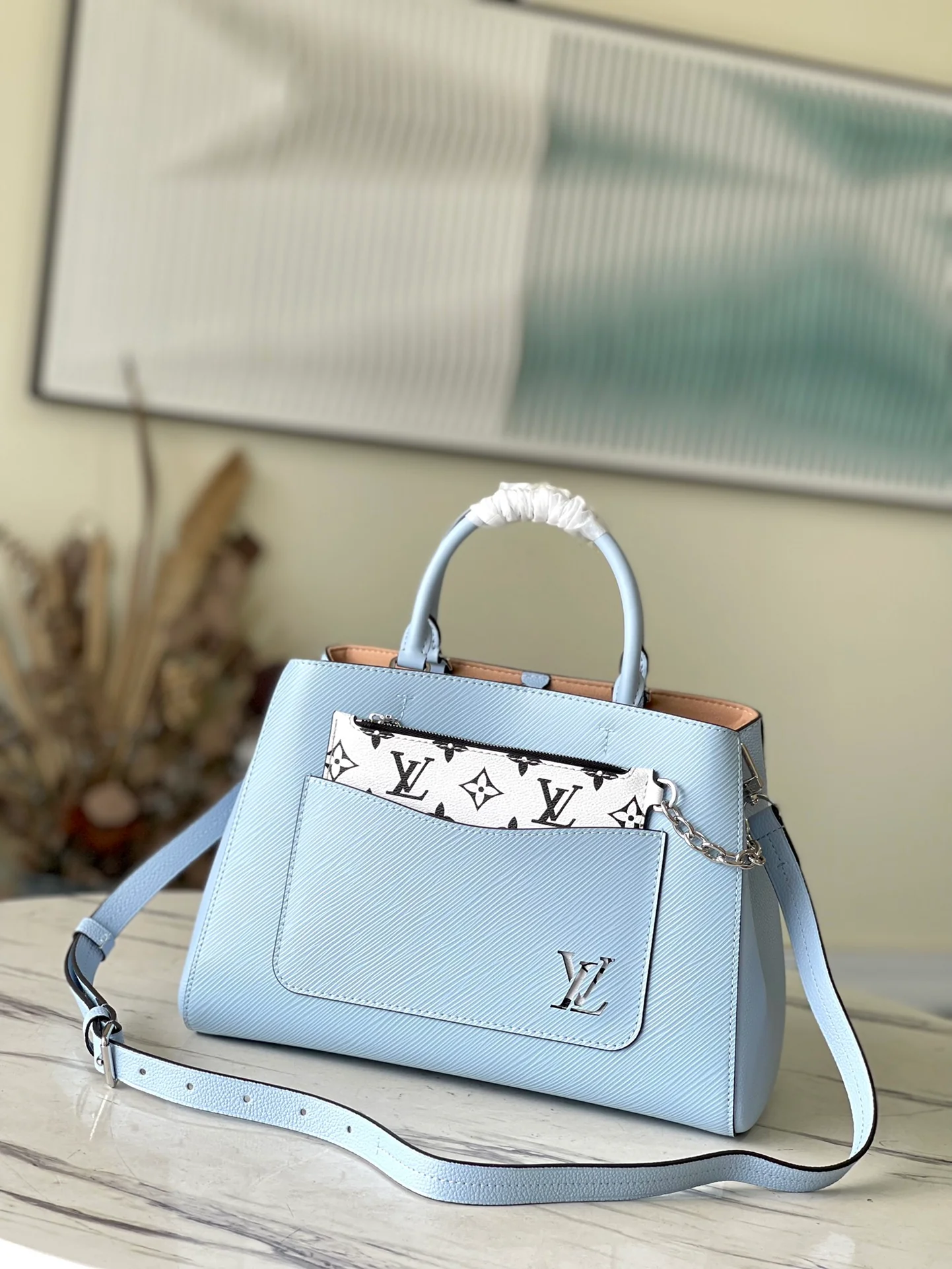 m59950-LV-marelle-tote-medium-blue