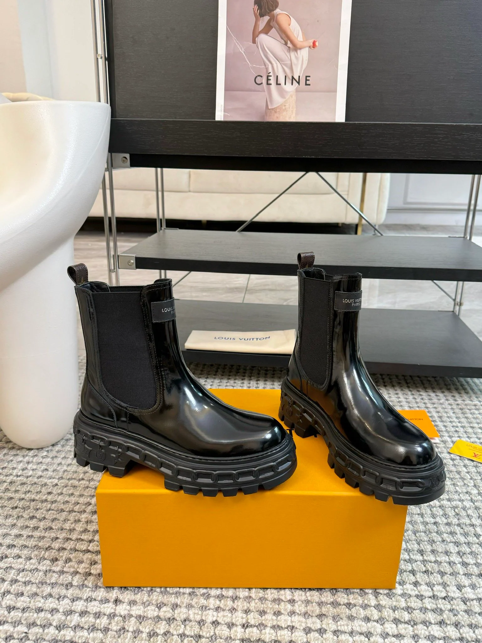 Ботильоны на платформе LV-2024 - черные