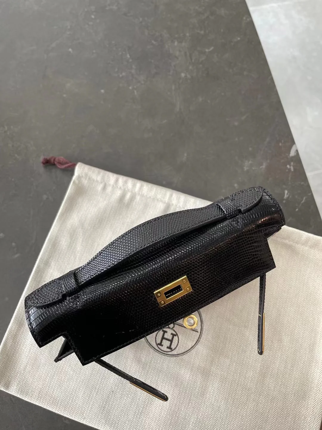 Hermes Kelly Mini 1-го поколения - Кожа ящерицы - Черный - Золотая фурнитура