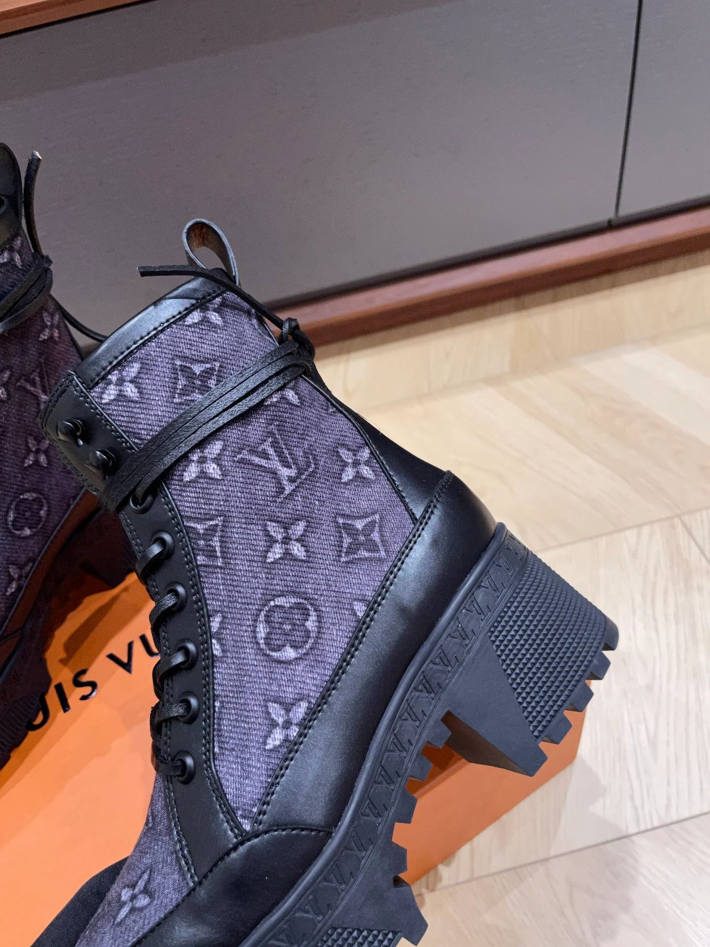 LV-2024 - Повседневные ботинки - Фиолетовые