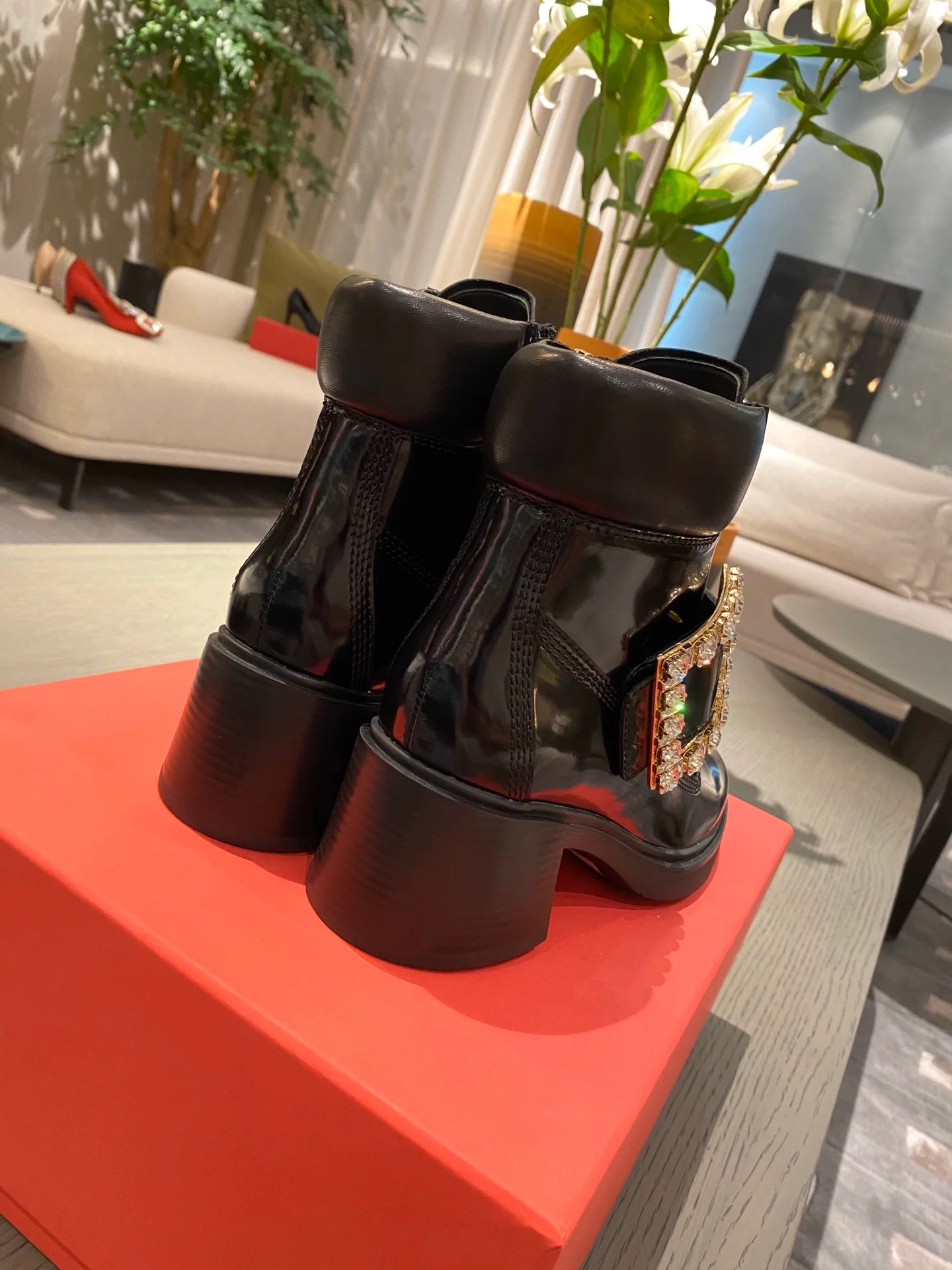 RV - Кожаные ботильоны на шнуровке с пряжкой - Черные