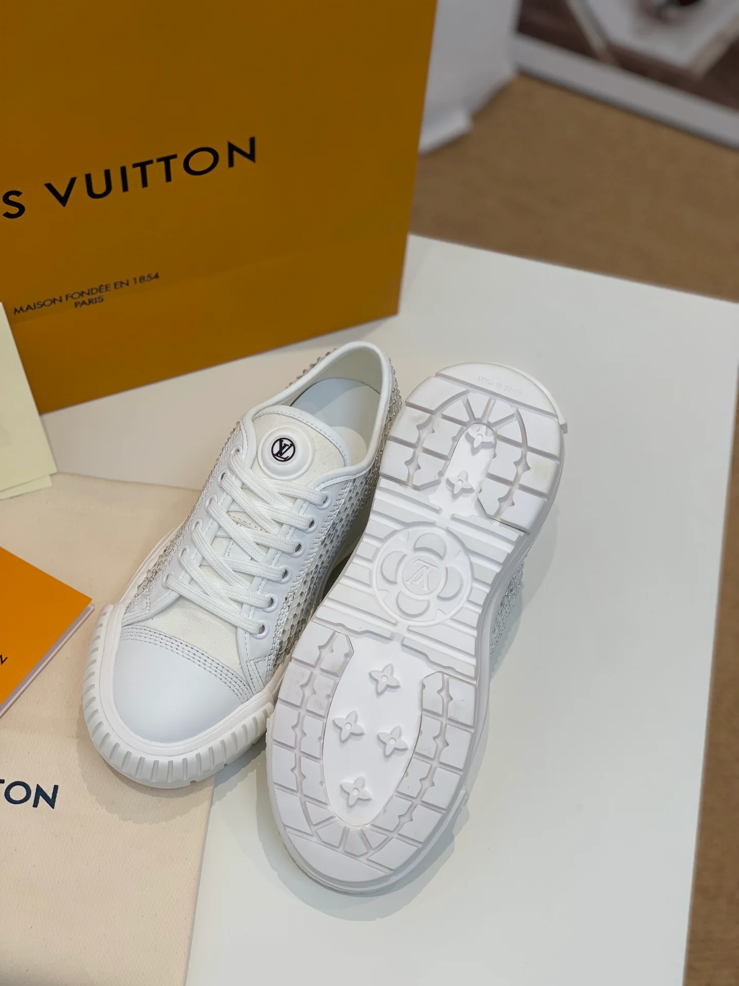 Обувь LV - LV Squad - Верх из сетчатой ??ткани с кристаллами - Низкие повседневные туфли