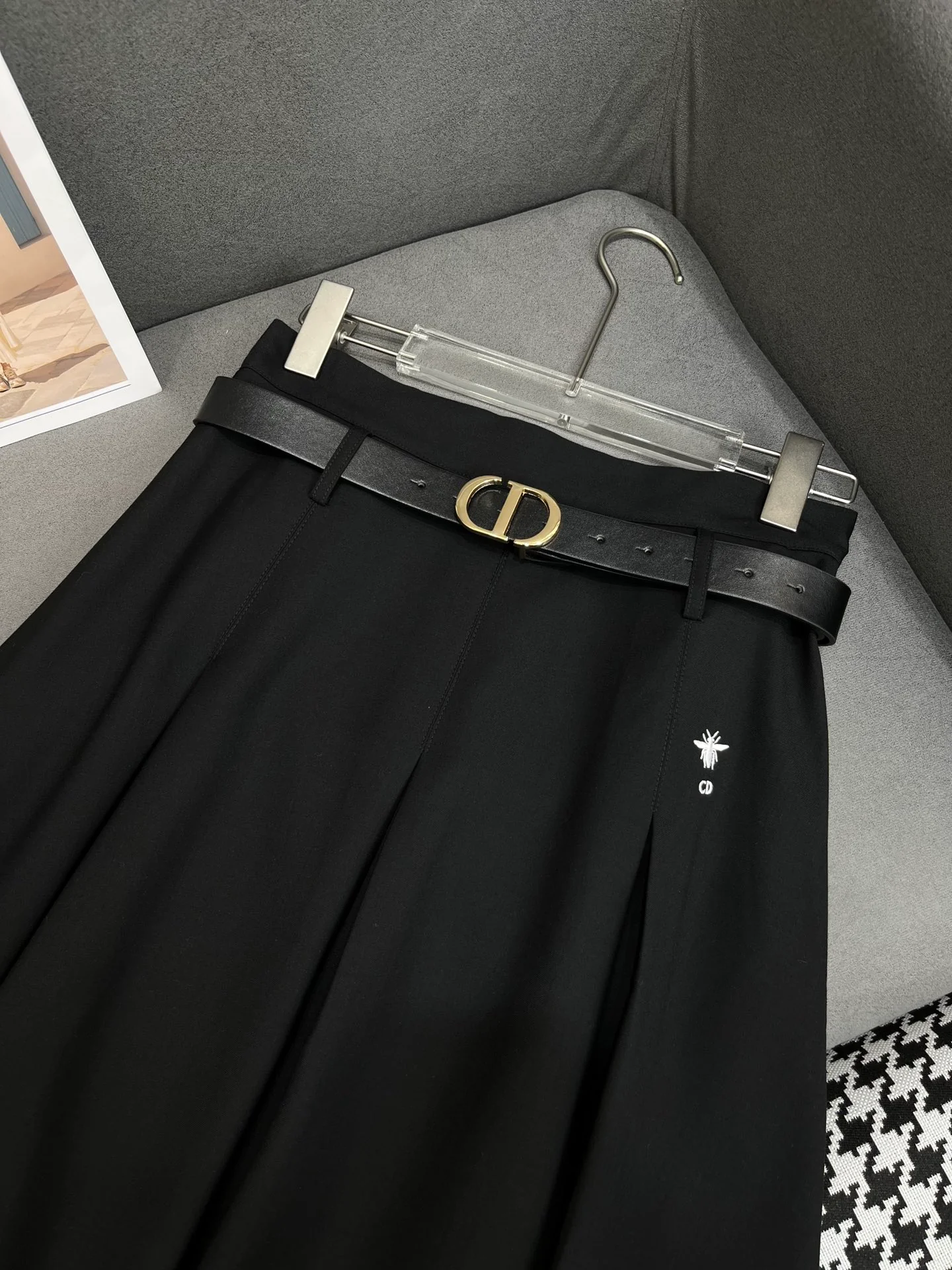 Dior - 2403 - 24ss Весна/Лето Новая макси-юбка с высокой талией