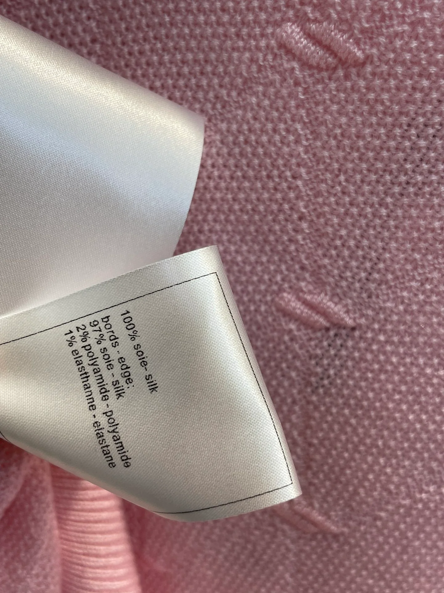 Chanel - 2403-24 Новинка ранней весны: длинный жилет из жаккардовой вязки с ромбовидным узором - розовый