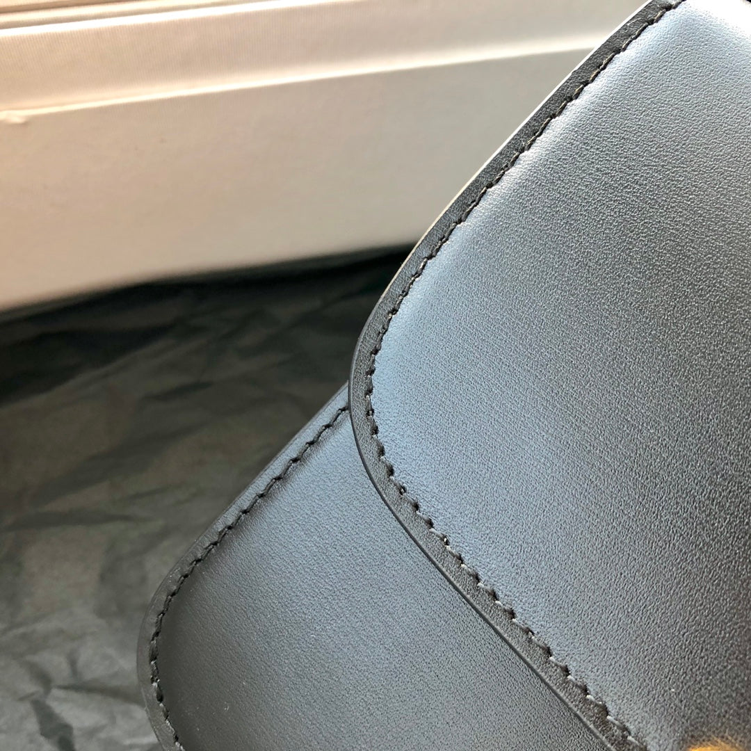 Сумка Celine Triomphe из телячьей кожи - подростковая - 18 - 5 см - 1