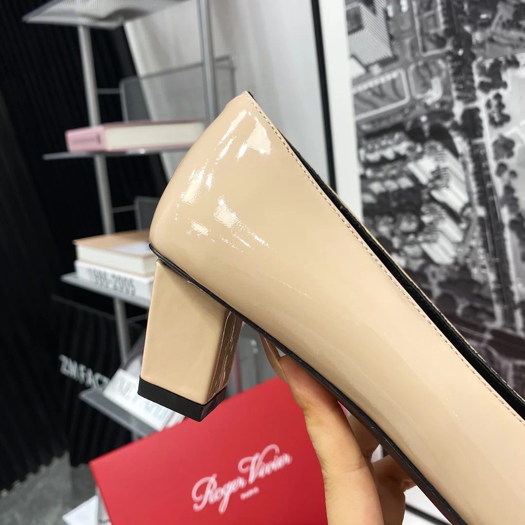 Туфли на каблуке RV-4-5 см, телесно-розовые.