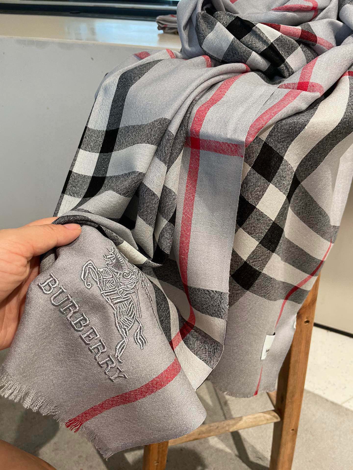 Классический клетчатый шарф для верховой езды Burberry - 80-190 см - Кашемир Кашмир Хайленд - 1 шт.