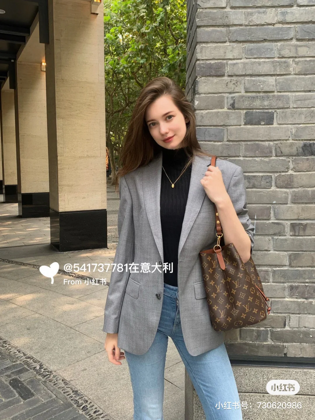 m44887-LV-neonoe сумка/ведро - карамельного цвета