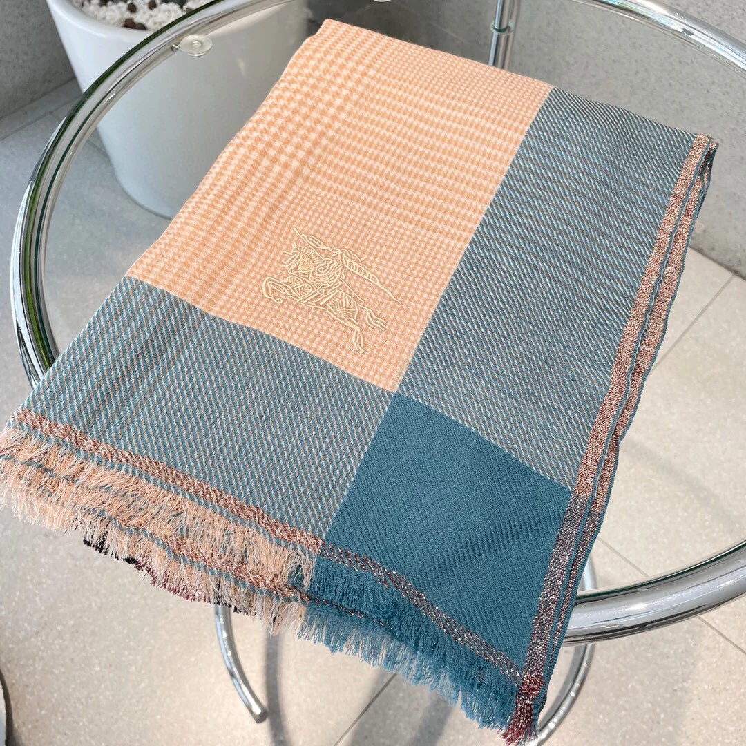 Кашемировый шарф Burberry 