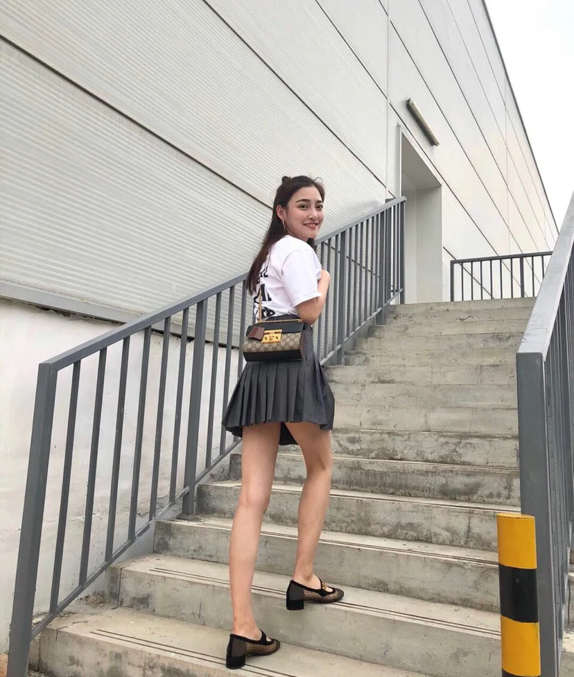 Замок Gucci - Маленький квадратный замок - 20-13-8 см-2