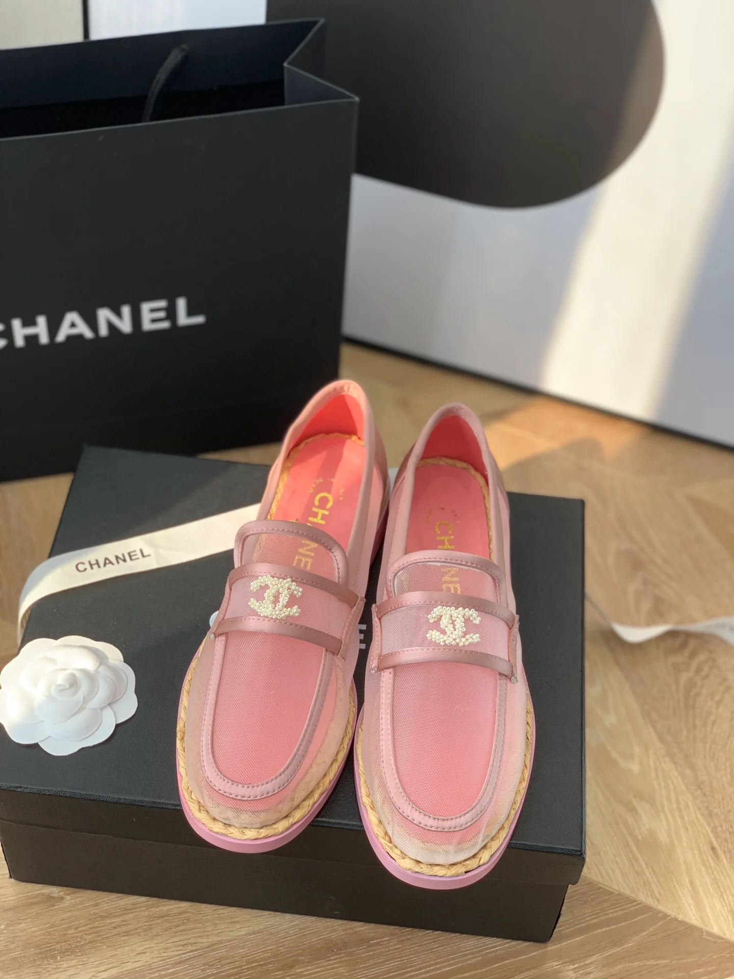 Chanel - Прозрачные лоферы