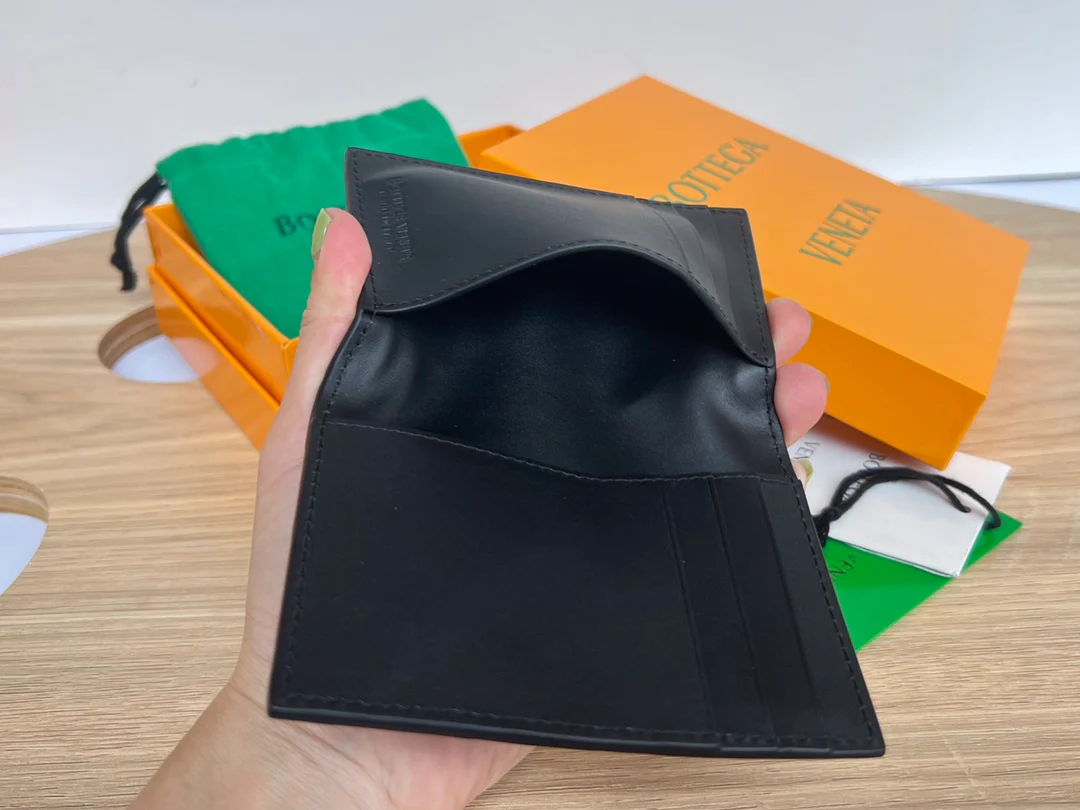 BV-中格 编织 卡夹 卡包 牛皮 11x7.5cm