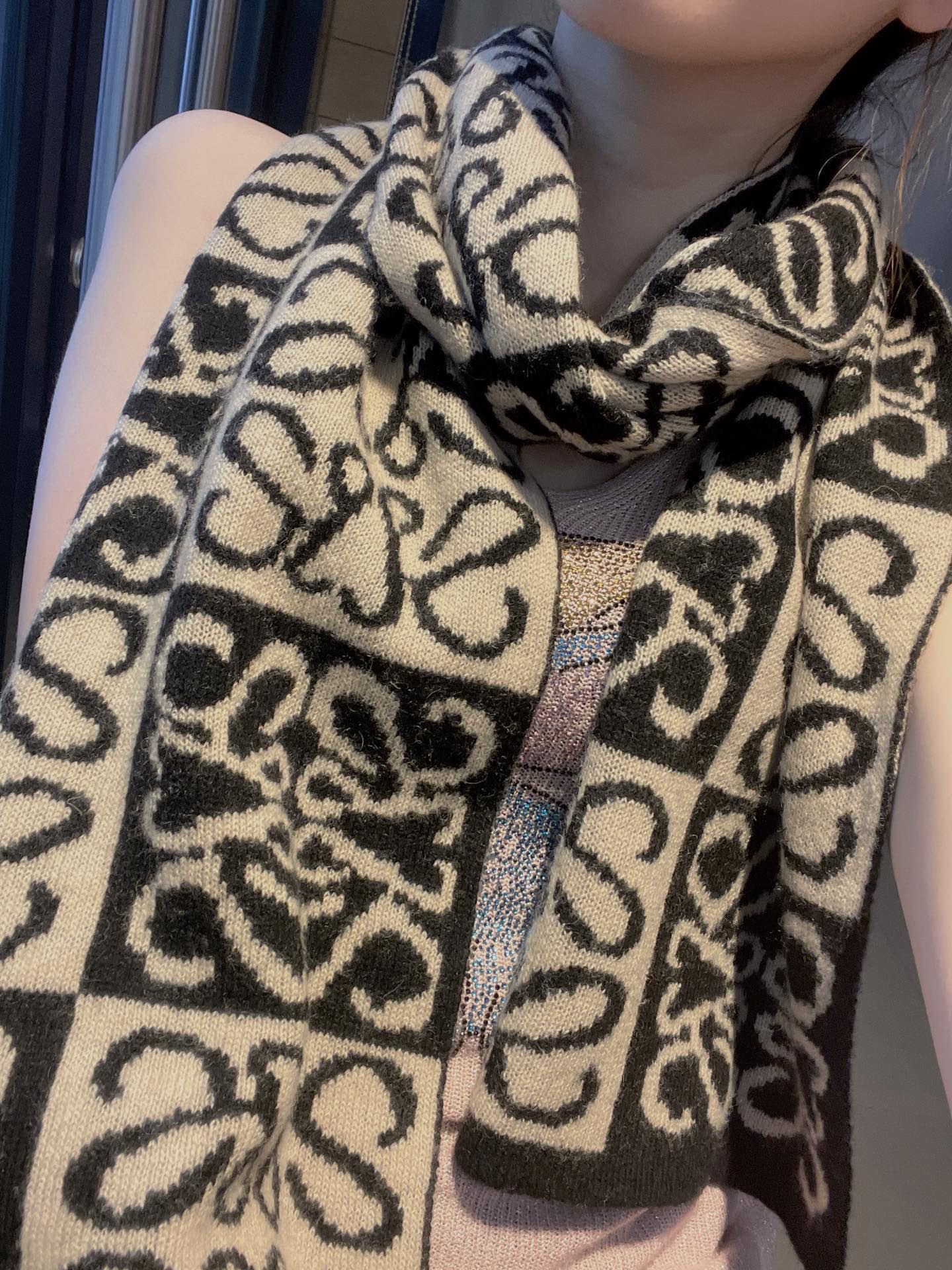 Lolve - Шарф на заказ от Barcelona Boutique - 30 см - 180 см - Черный