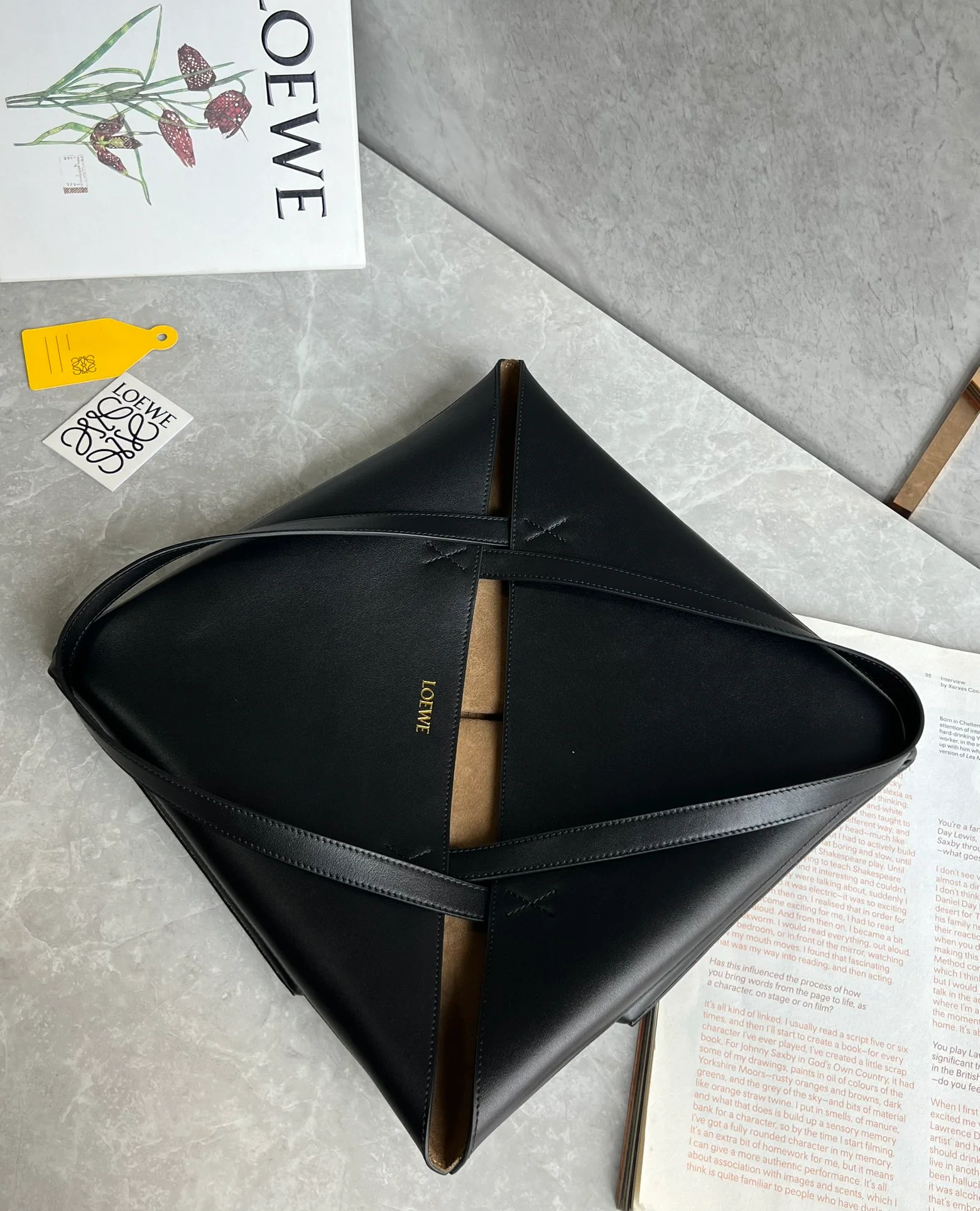 Сумка-тоут Loewe Puzzle Fold — классический черный