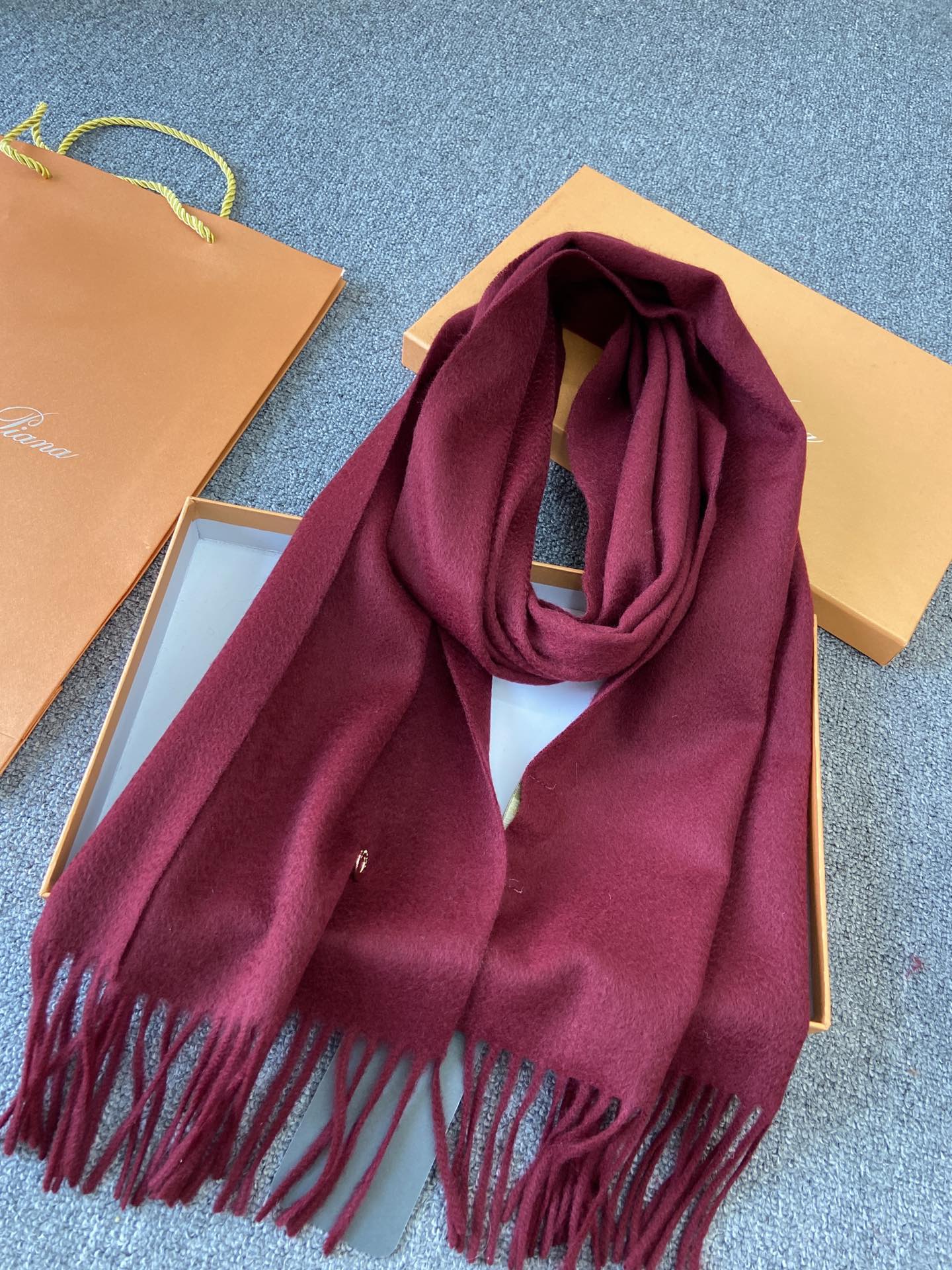 Loro Piana - Бестселлер - Кашемировый шарф с волнообразным узором - 100 г - Кашемир - 30 см - 180 см - 3