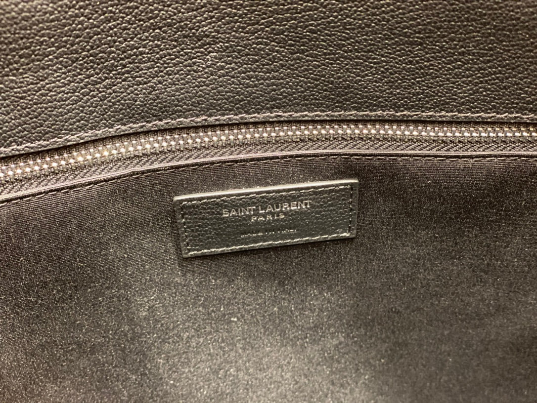 Сумка-гармошка YSL Sac-de-jour с рисунком под козу - черная - 32 см