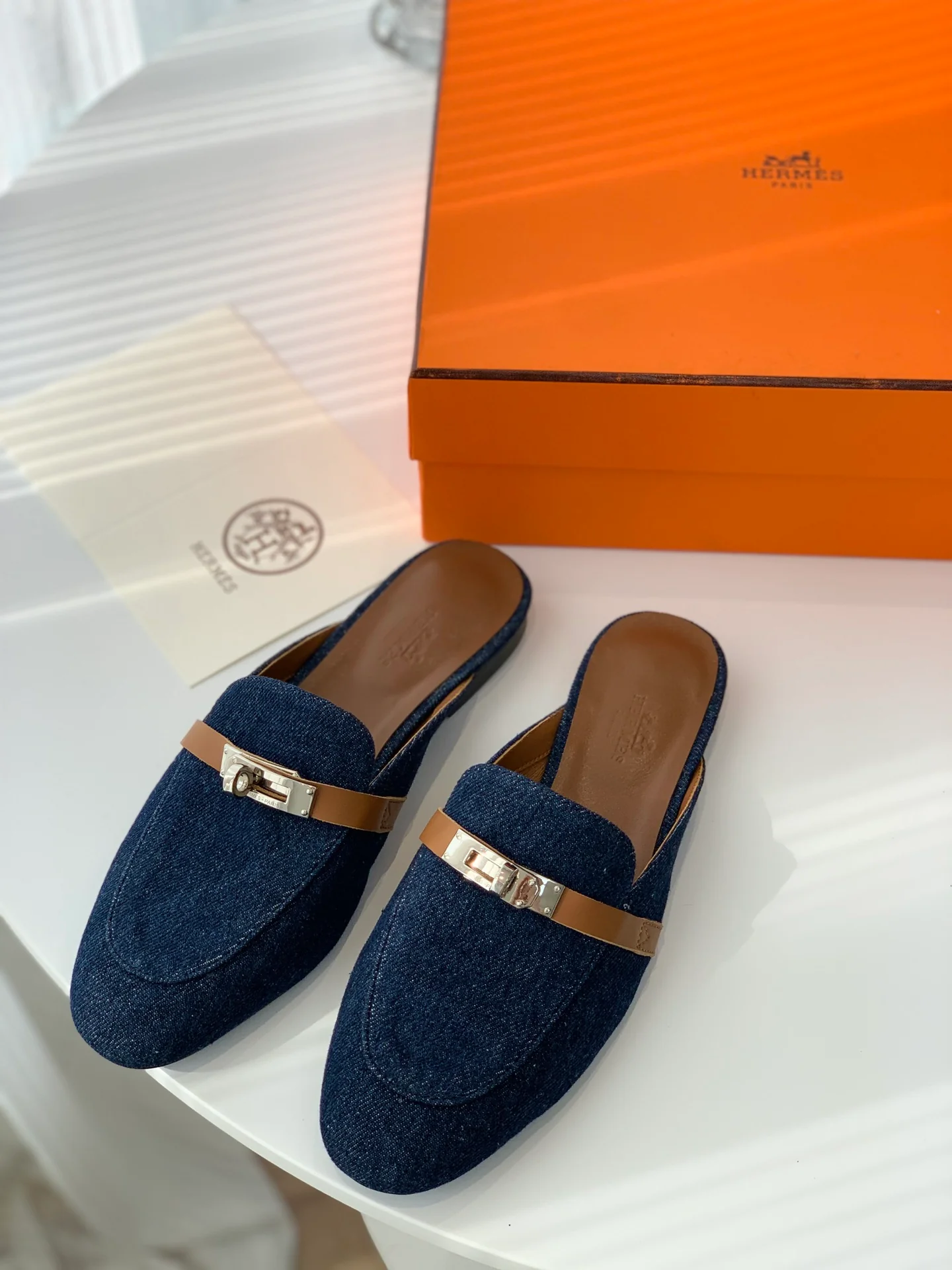 Полуприцеп Hermes-Kelly Muller