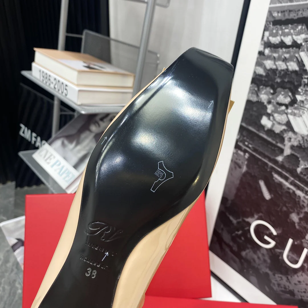 RV - Плоское основание, квадратный носок - Телесно-розовый