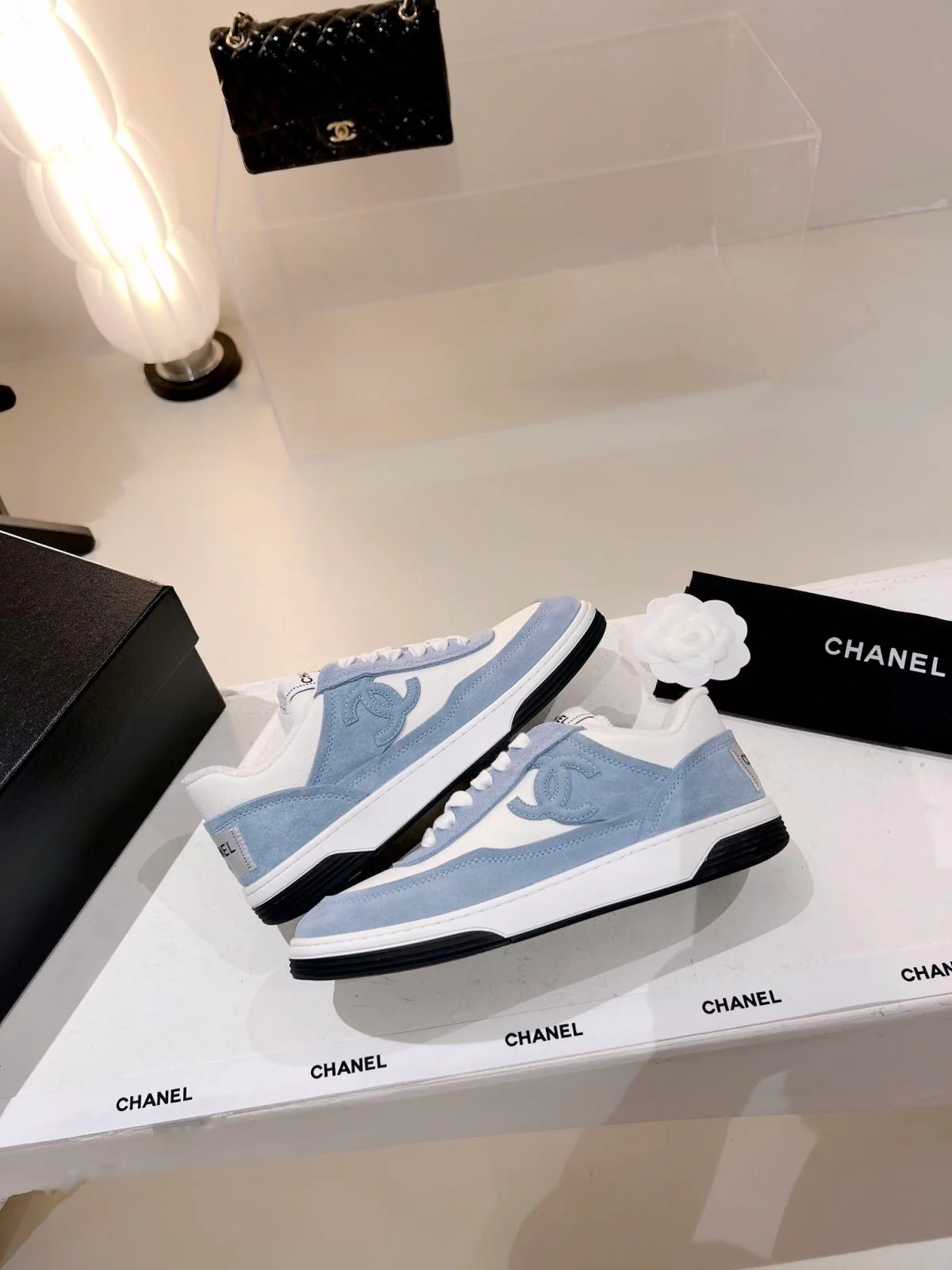 Новинка сезона осень/зима 2022 от Chanel - Повседневная обувь - Синий