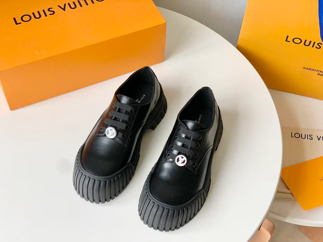 Новинка LV 2023 года - Серия Ruby - Туфли Мэри Джейн на каблуке с биде - Черные