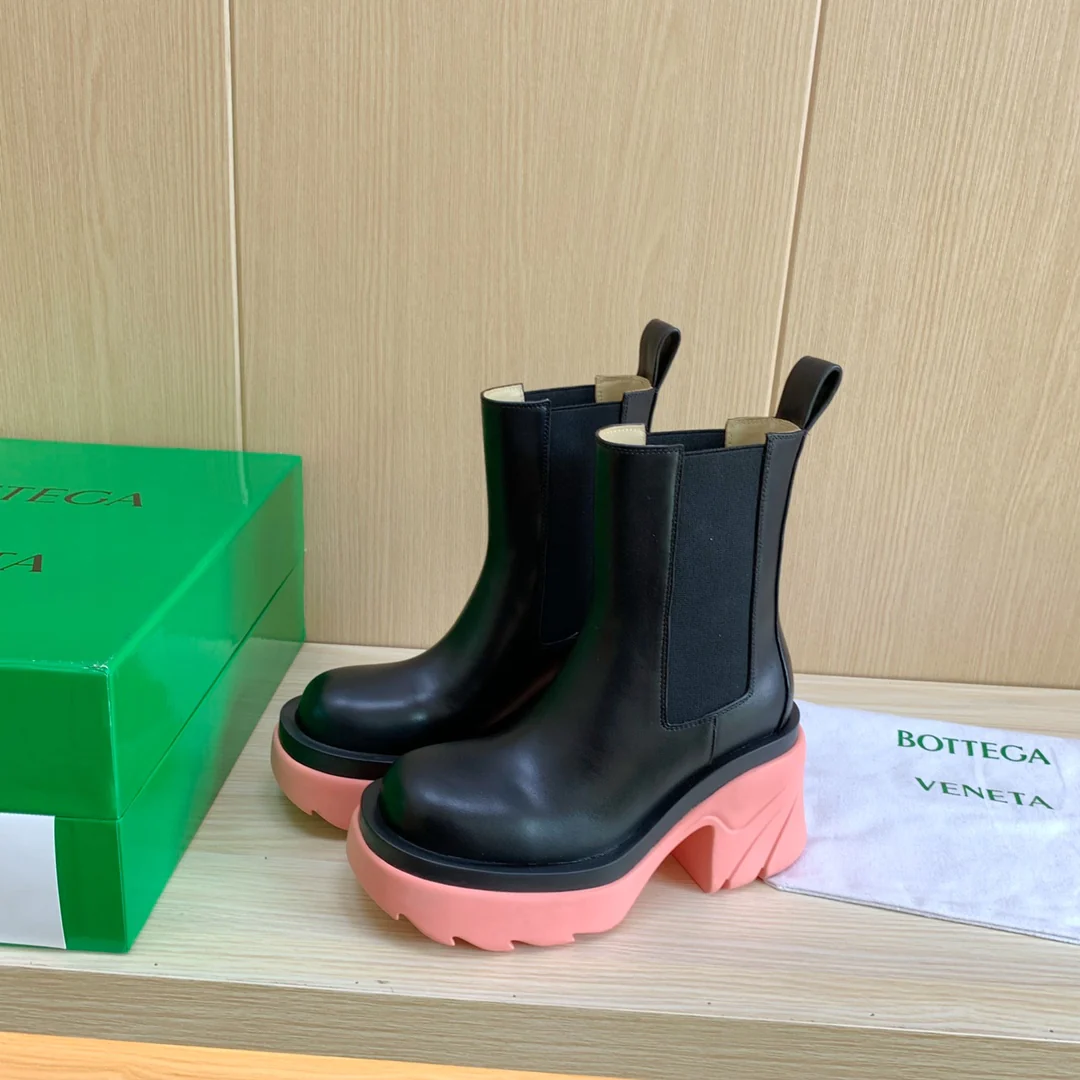 BV-22ss - Ботинки на платформе до середины икры - Foundation