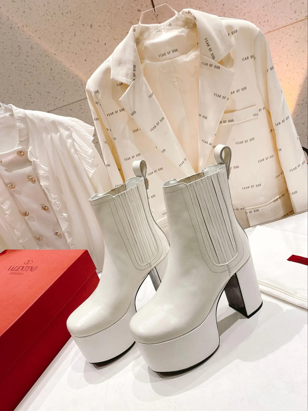 Ботильоны на платформе Valentino - белые