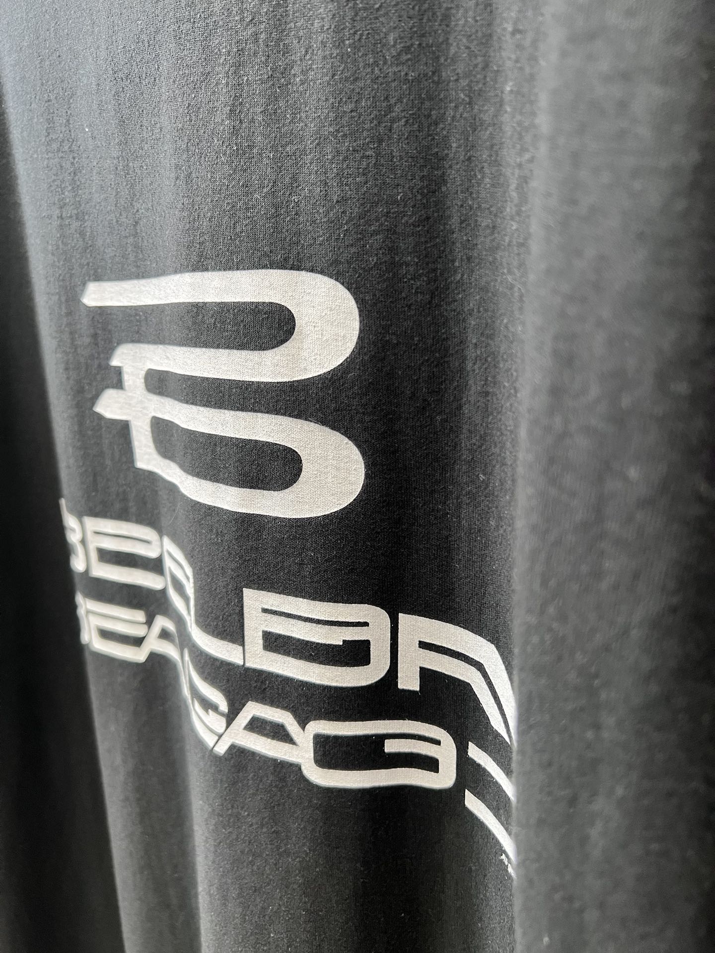 Balenciaga 2404-24ss Весна/Лето Новая футболка с коротким рукавом и круглым вырезом, с принтом AI Synthetic Print Letter - Черная