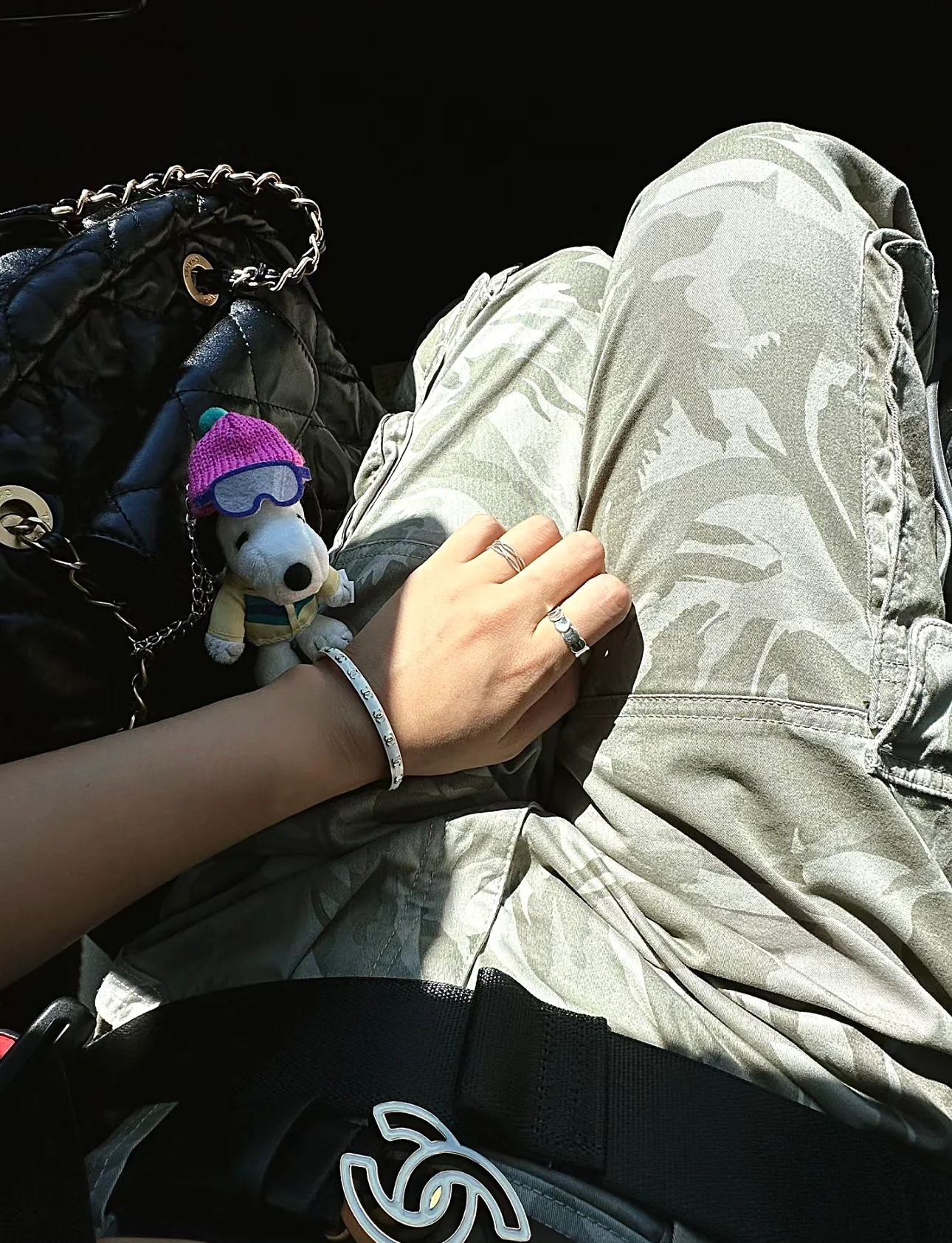 Маленькая сумка-боулинг Chanel 24a - черная