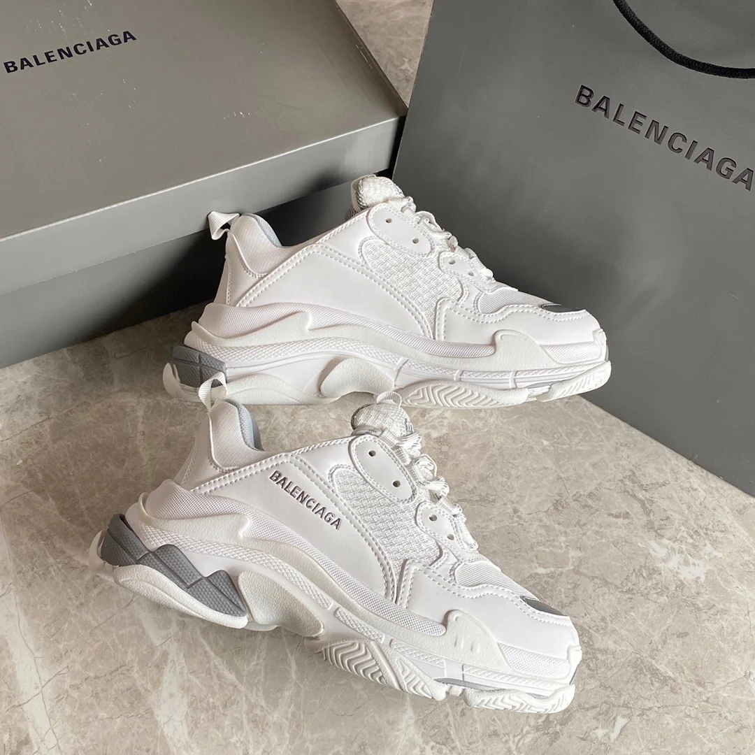 Кроссовки Balenciaga Triples Sports Chunk - серебристые
