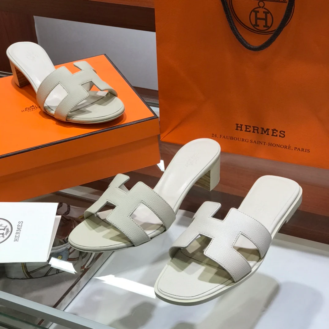 Сандалии Hermes на среднем каблуке-1