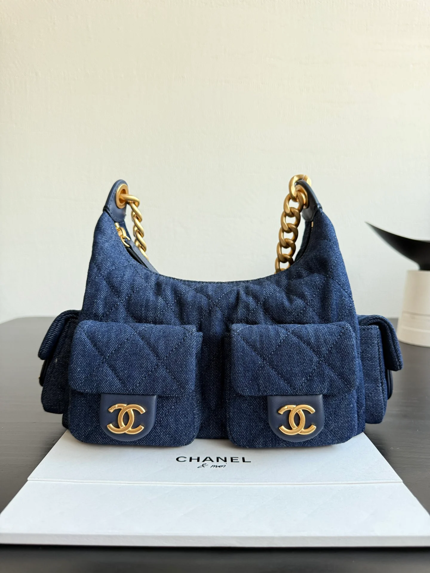 Chanel 25 Chobo Denim Small - Темно-синий