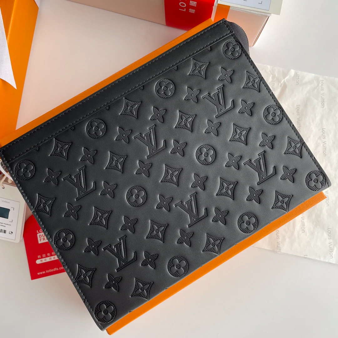 lv-m61692-клатч