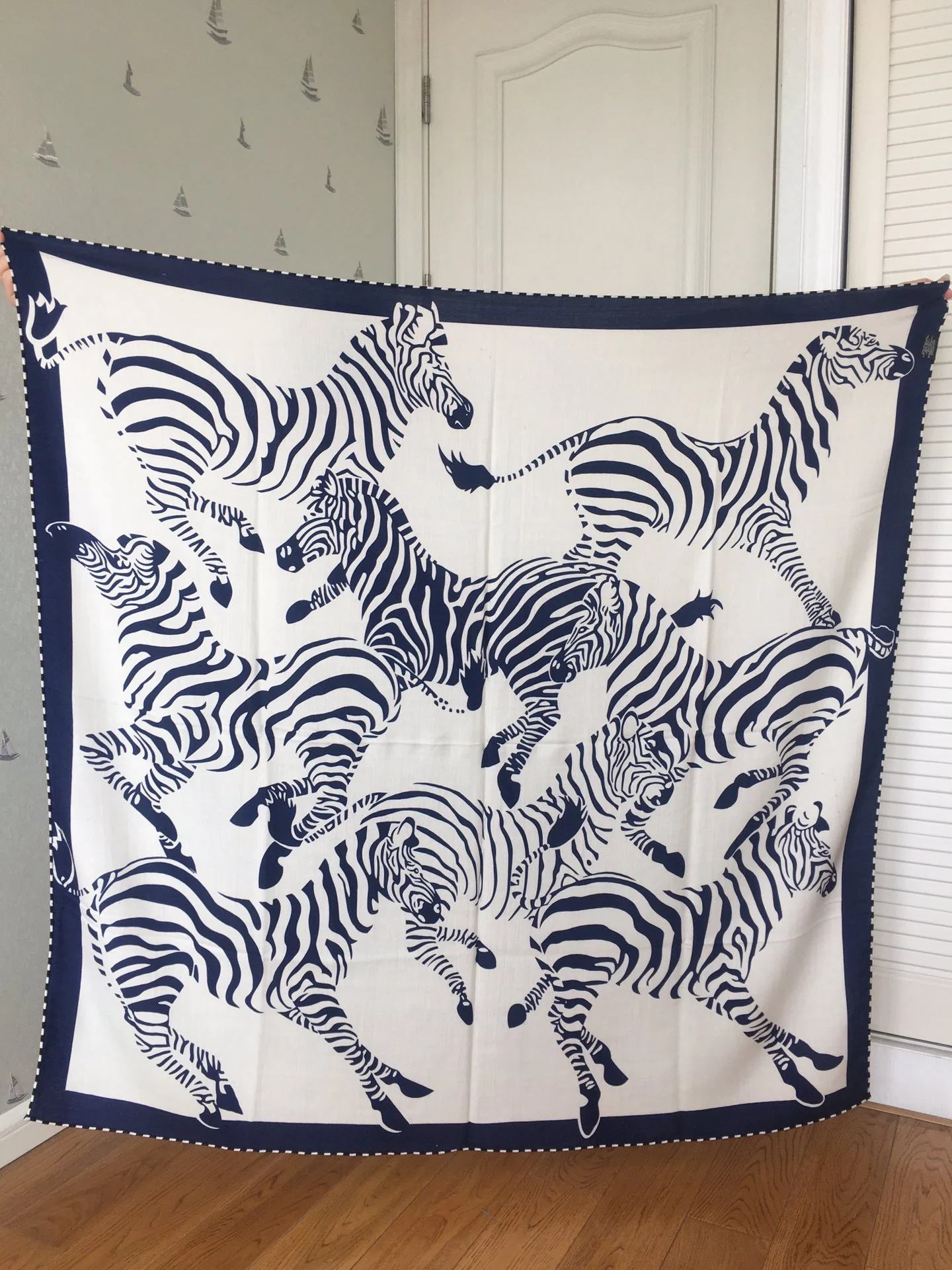 Большой двусторонний шарф Hermes - 136 см - 30 см - Шелк 70 г - Шерсть 10 г