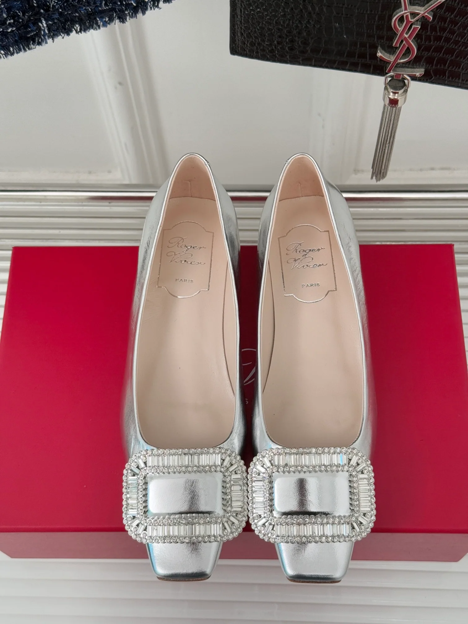 Обувь RV - Лоферы с двойной С-образной цепочкой - серебристые