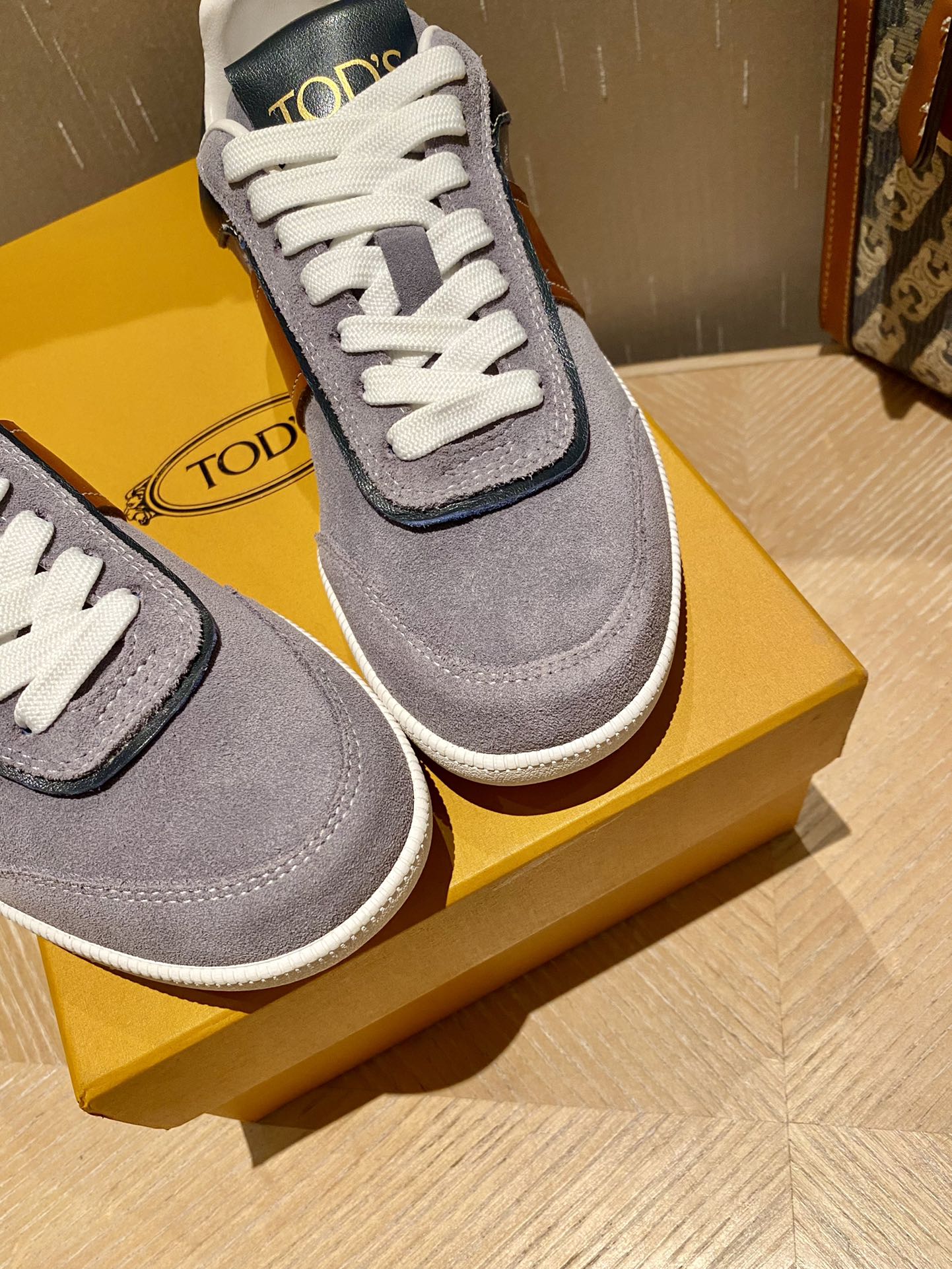 Tods - Белые кроссовки - Повседневная обувь - 9