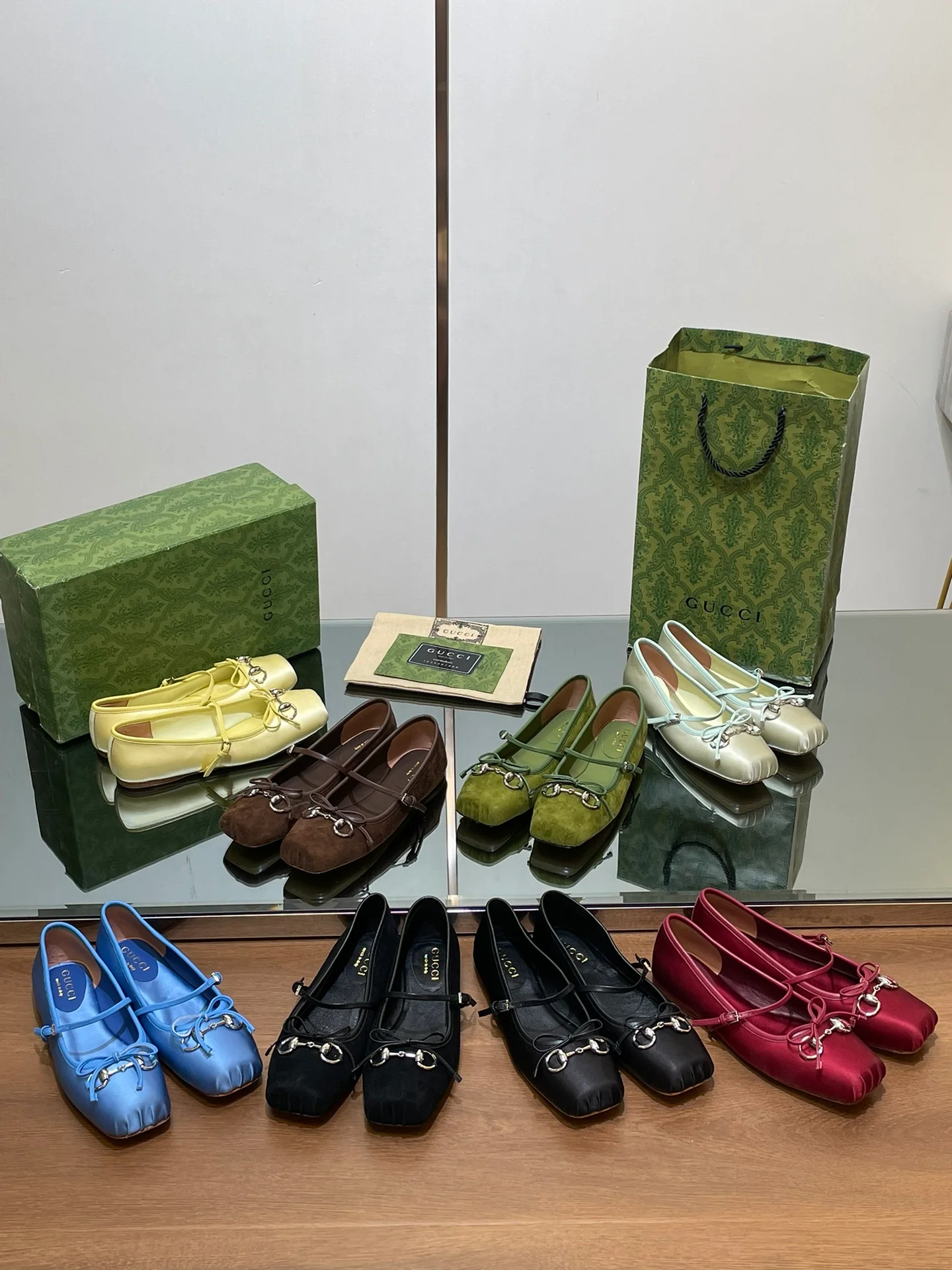 Балетки Gucci 2024 — изображение из коллекции