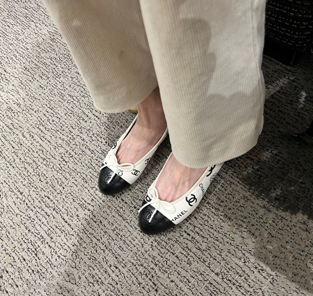 Chanel - Балетки - Белые