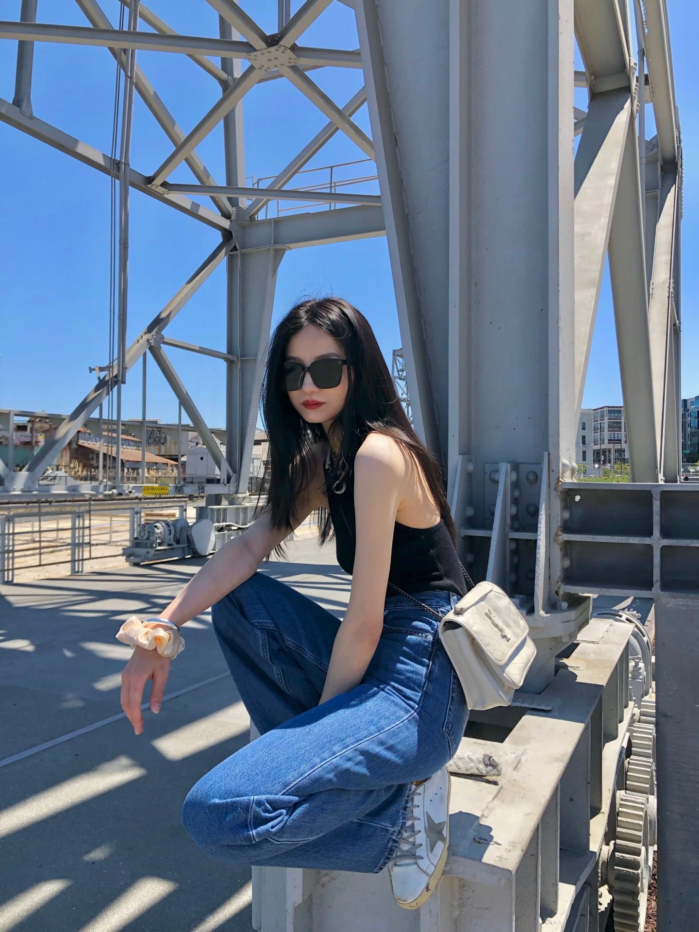 YSL-niki-baby-22cm-cowhide-off-white