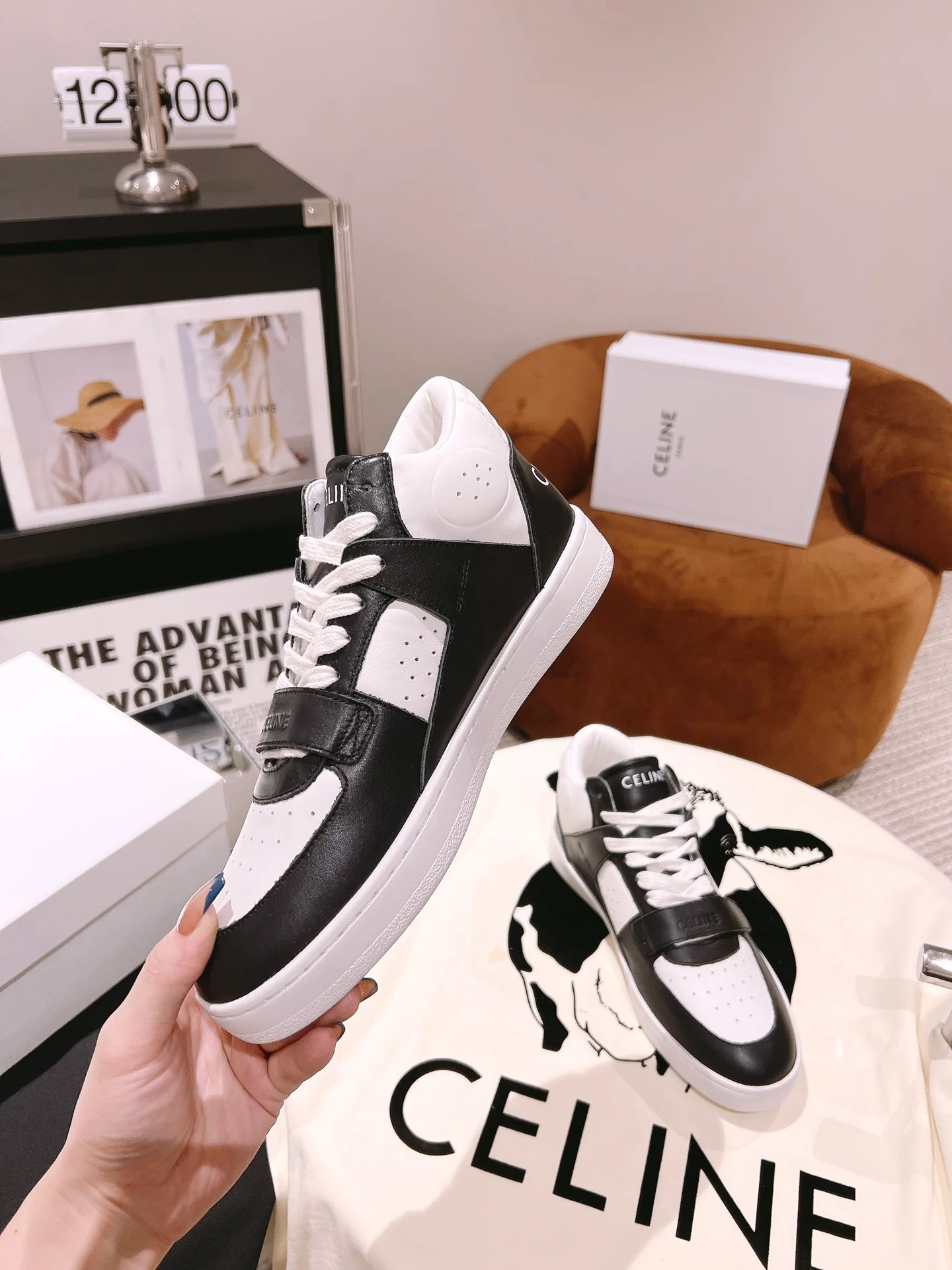 Повседневные высокие кроссовки Celine