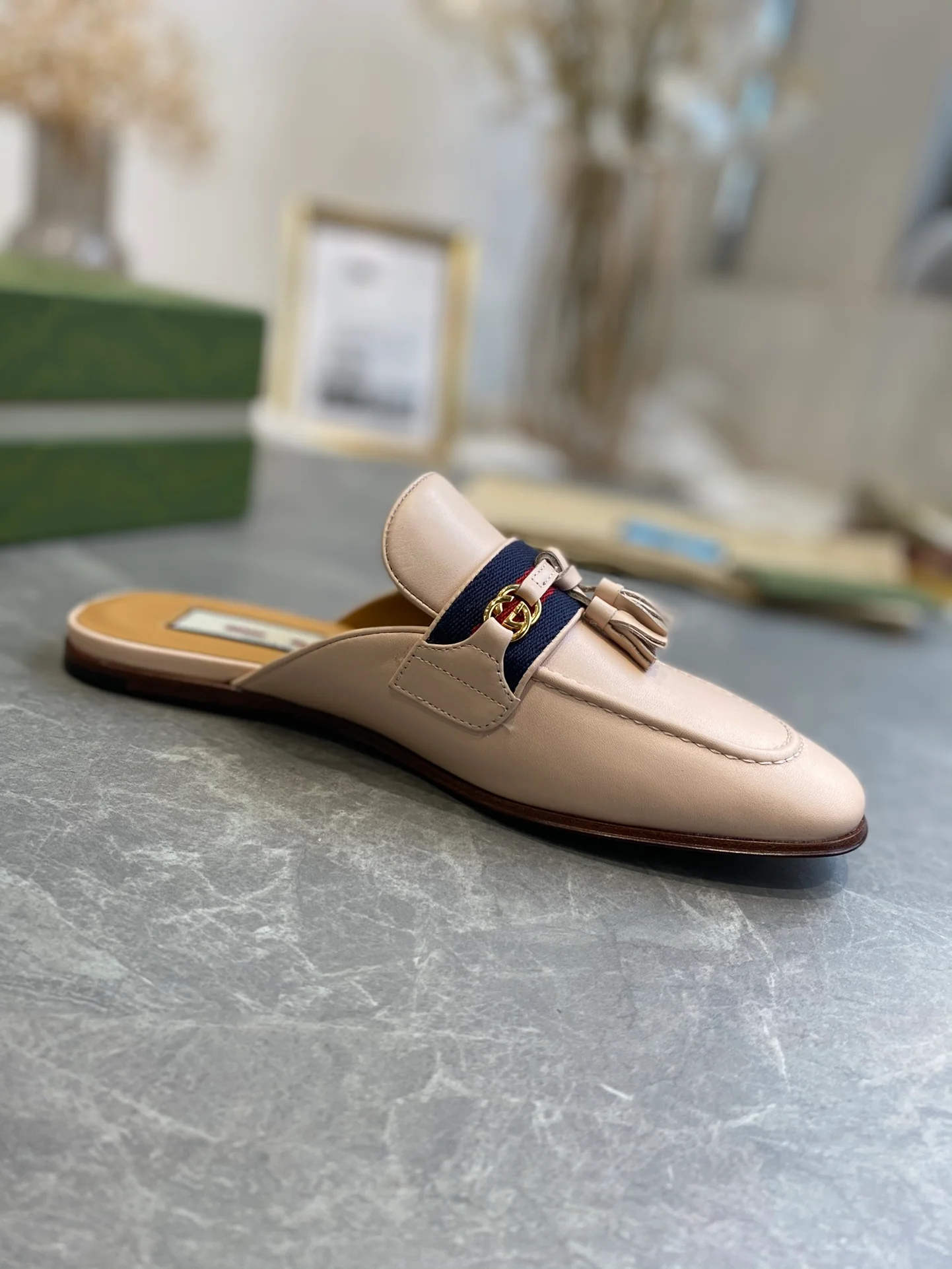 Gucci — Подвеска с кисточками — Тапочки — Мюли — 2