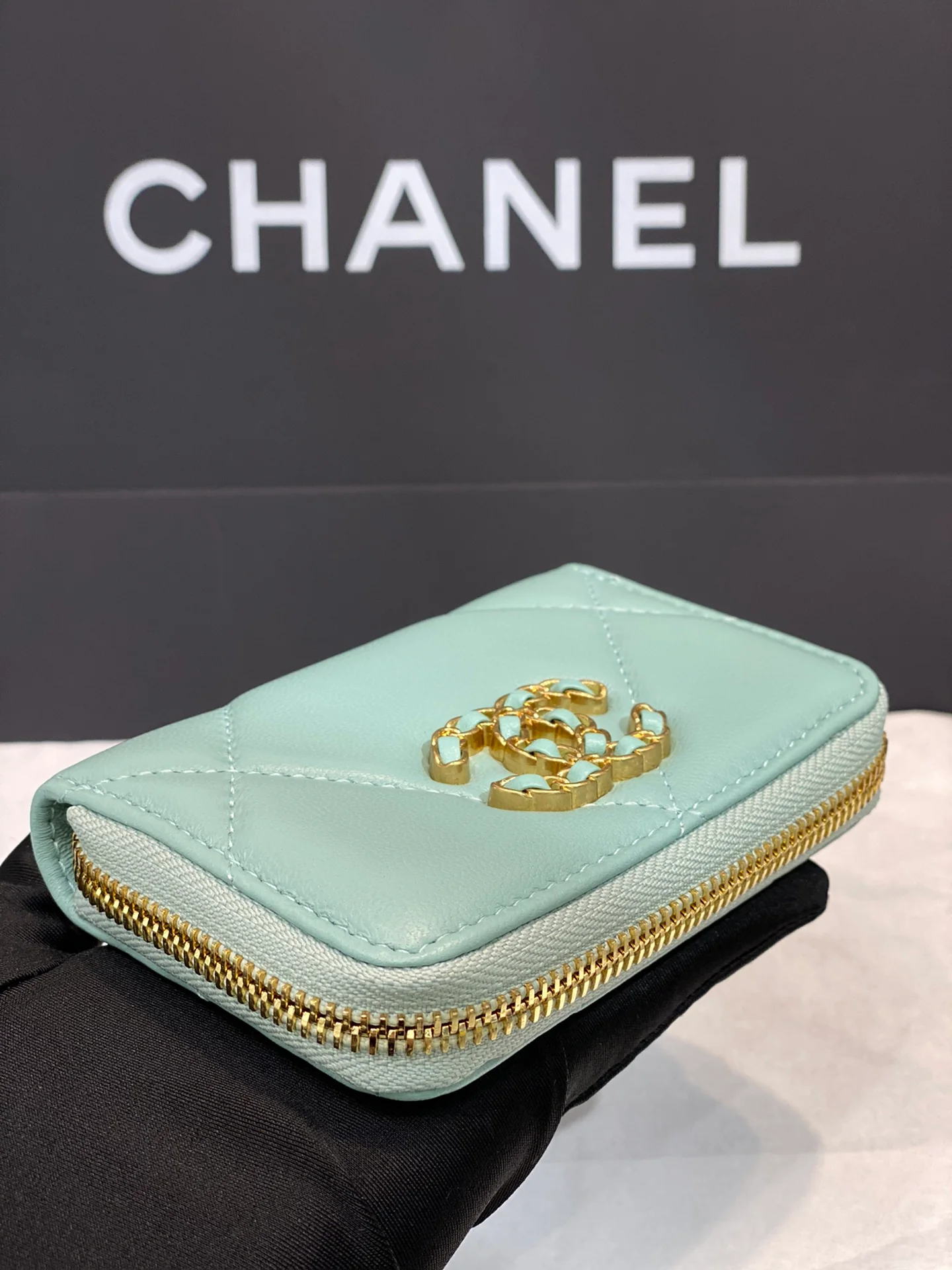 Chanel-19系列 大菱格拉链卡包 蓝色