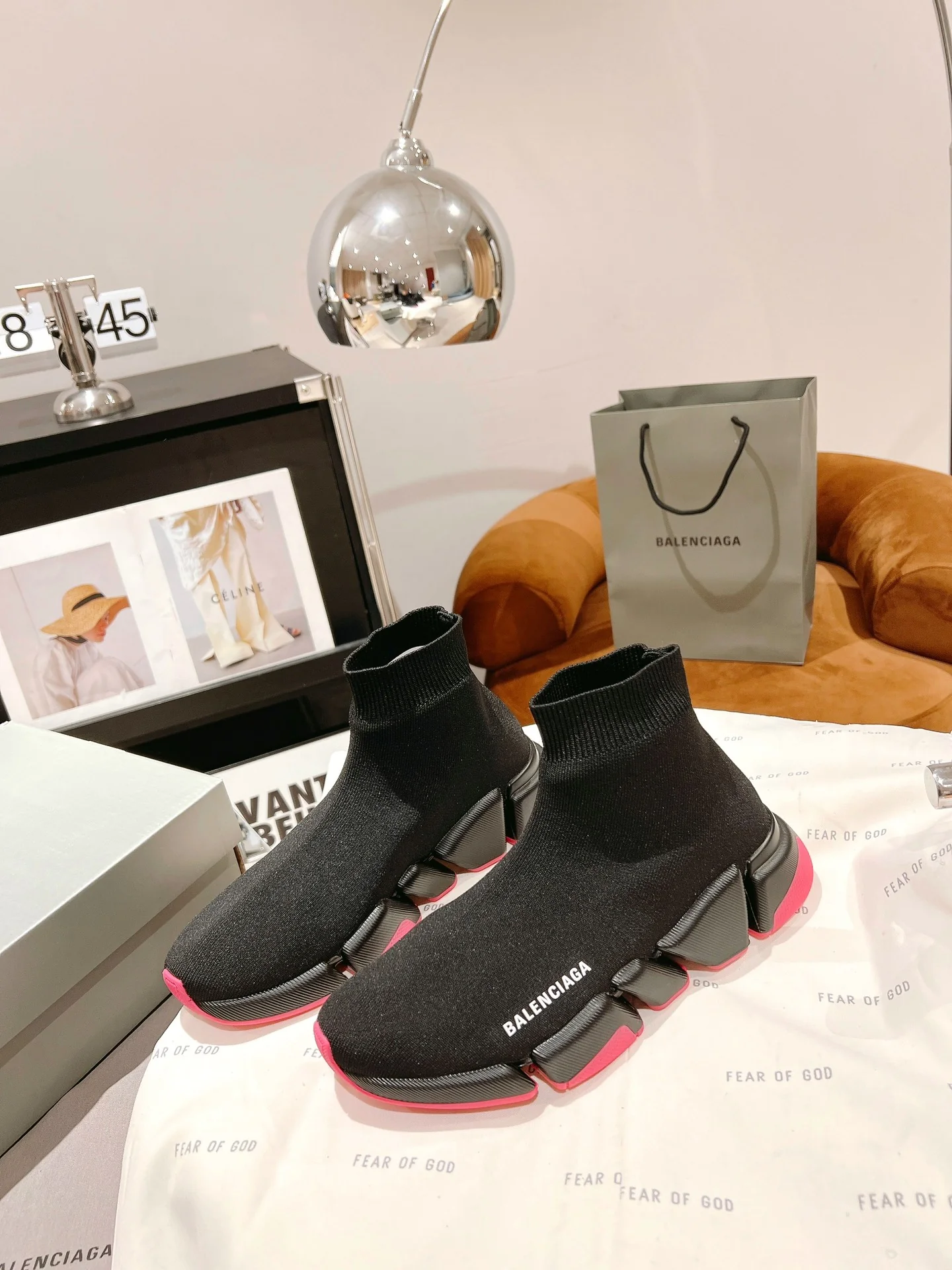 Новые расцветки Balenciaga 2023 - Туфли-носки - Унисекс - Foundation