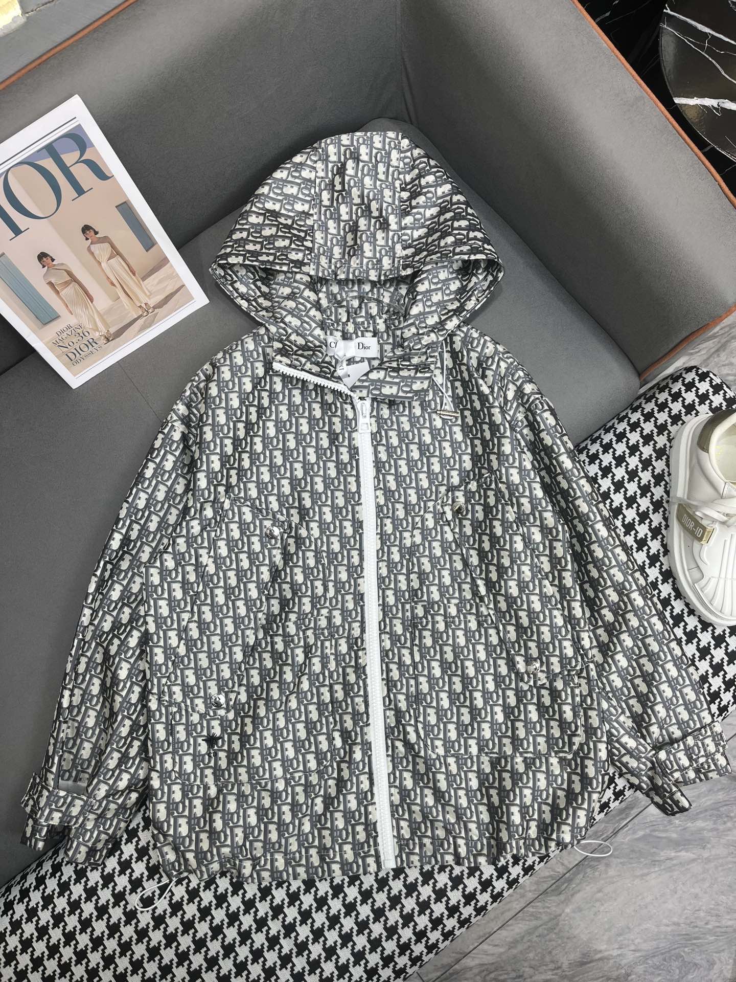 Новый тренч с капюшоном Dior 2403-24ss весна/лето - черный