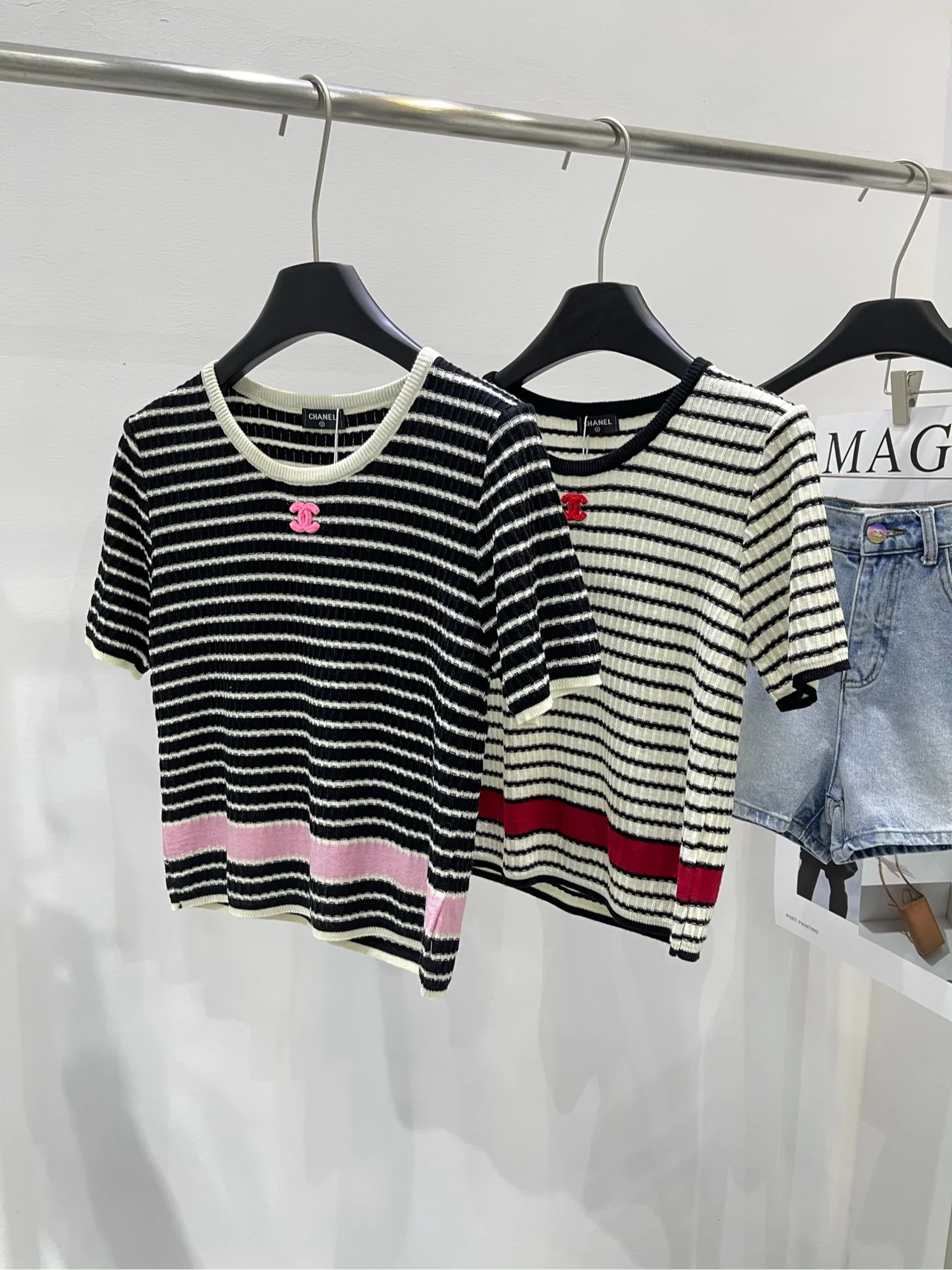 Chanel 2403 - Трикотажный топ с короткими рукавами в полоску 