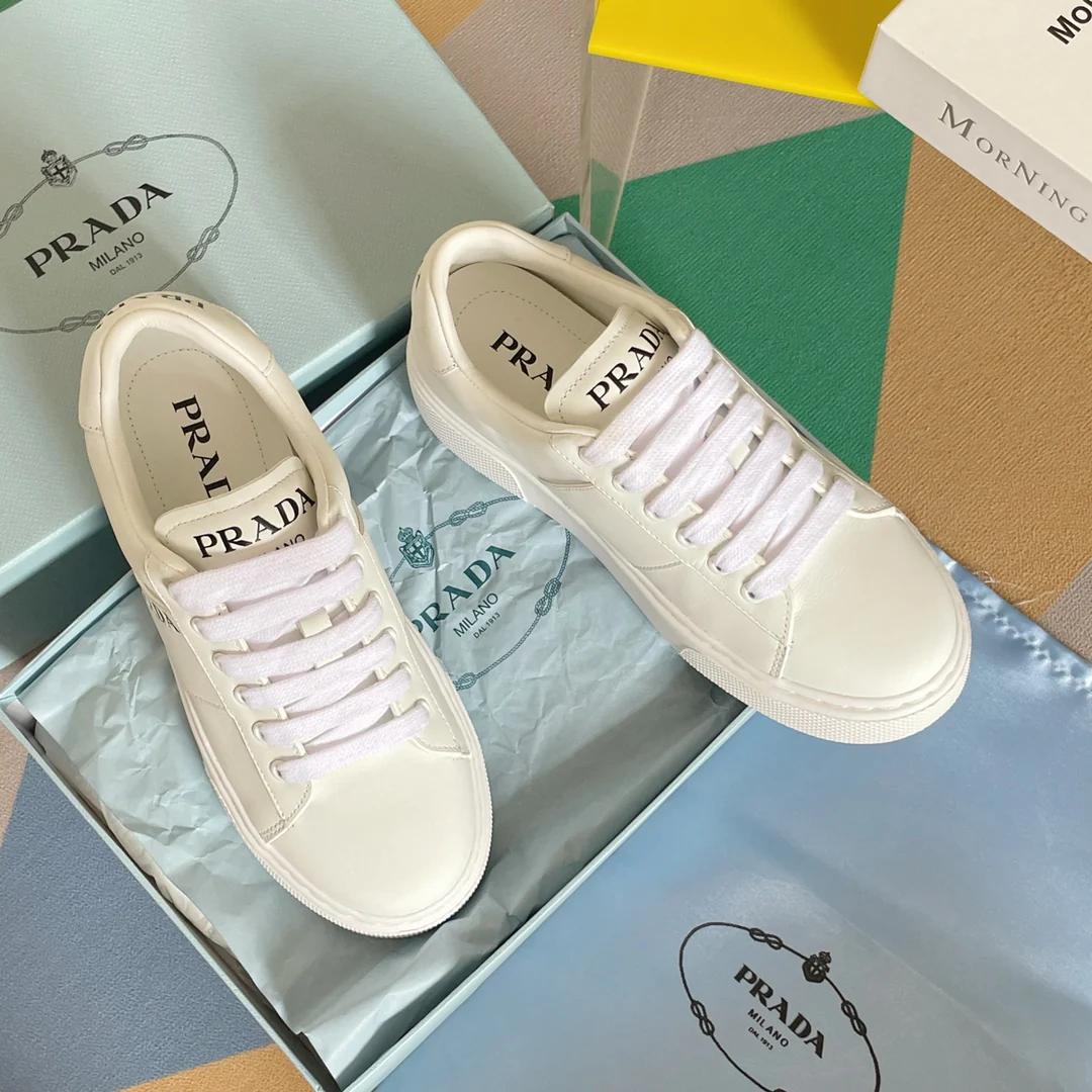 Новинка весны 2022 года от Prada - Повседневные туфли на платформе - 10